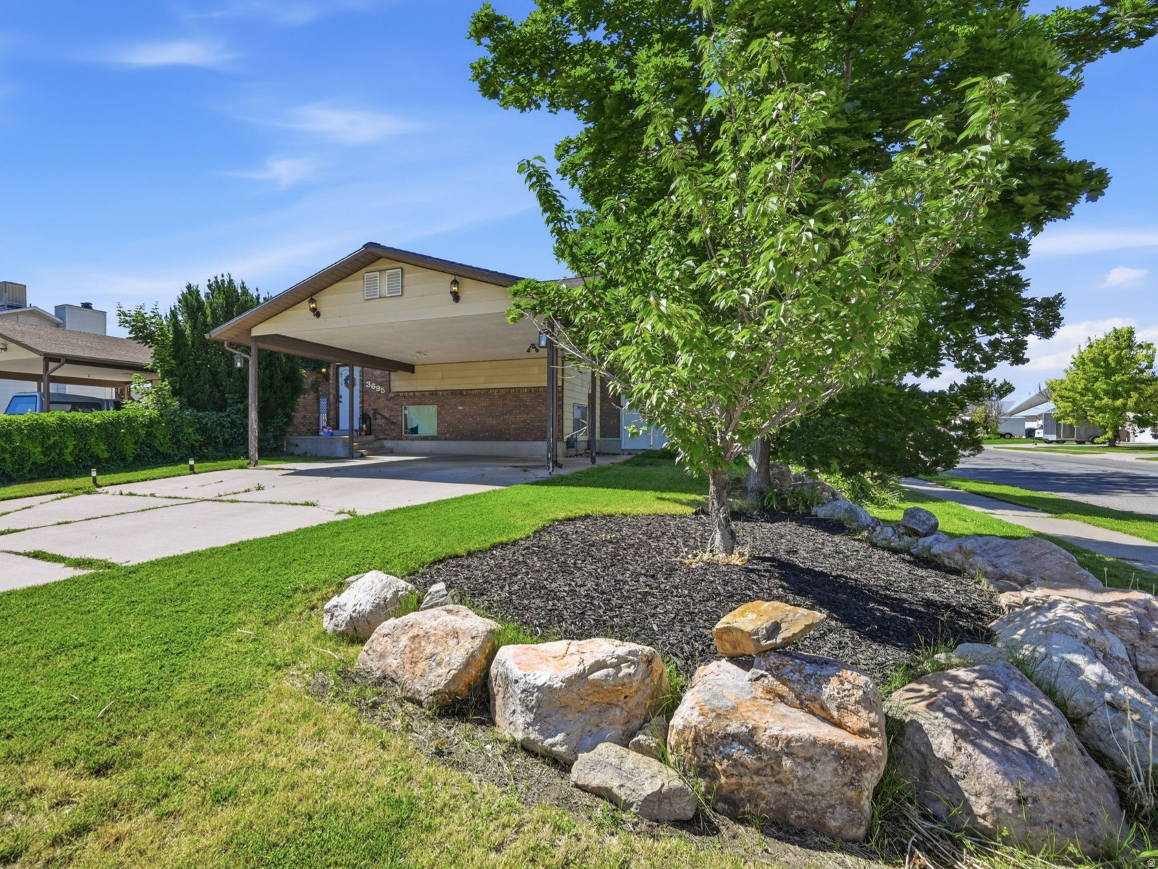 FOXGLEN - Residential