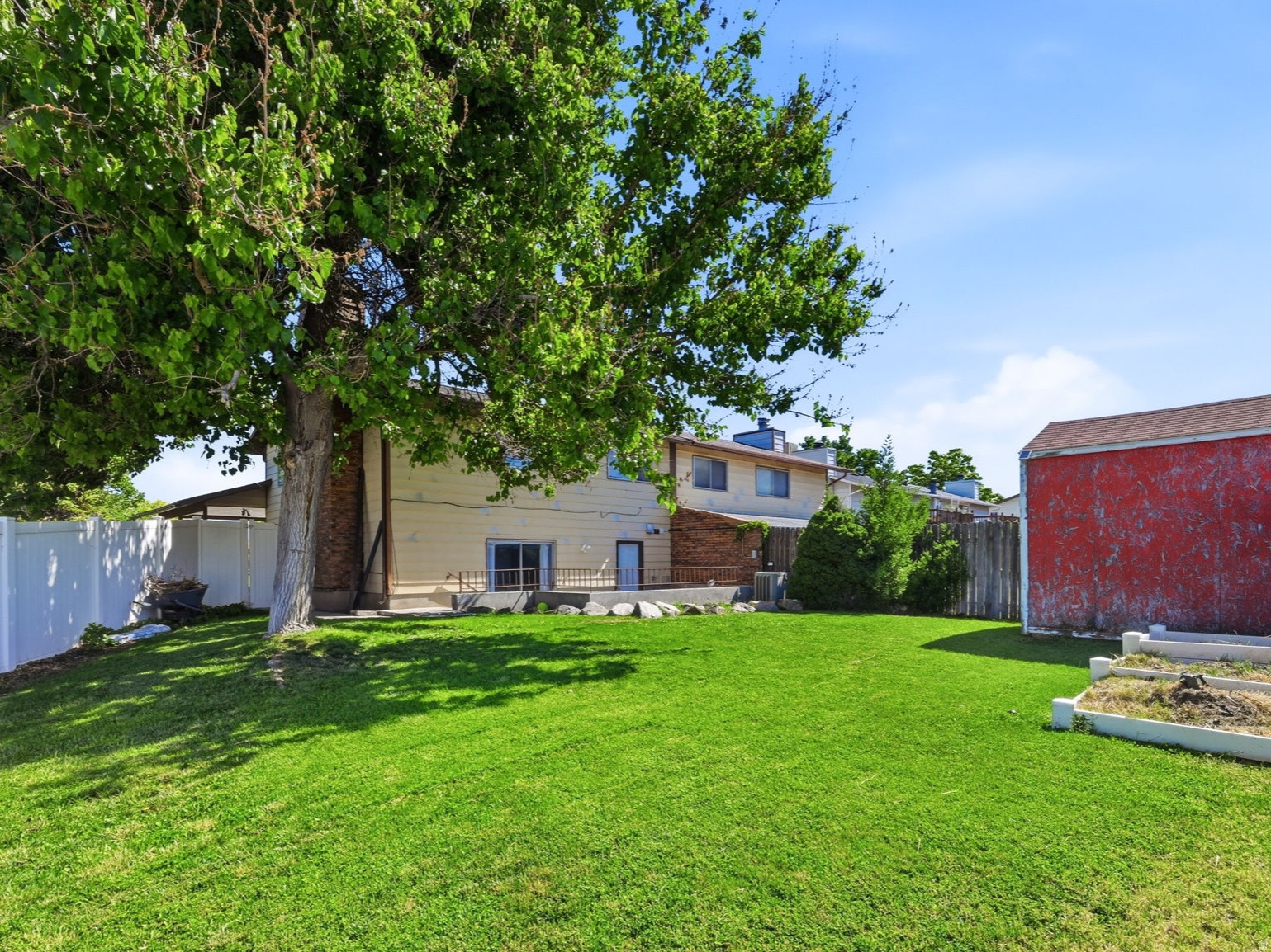FOXGLEN - Residential