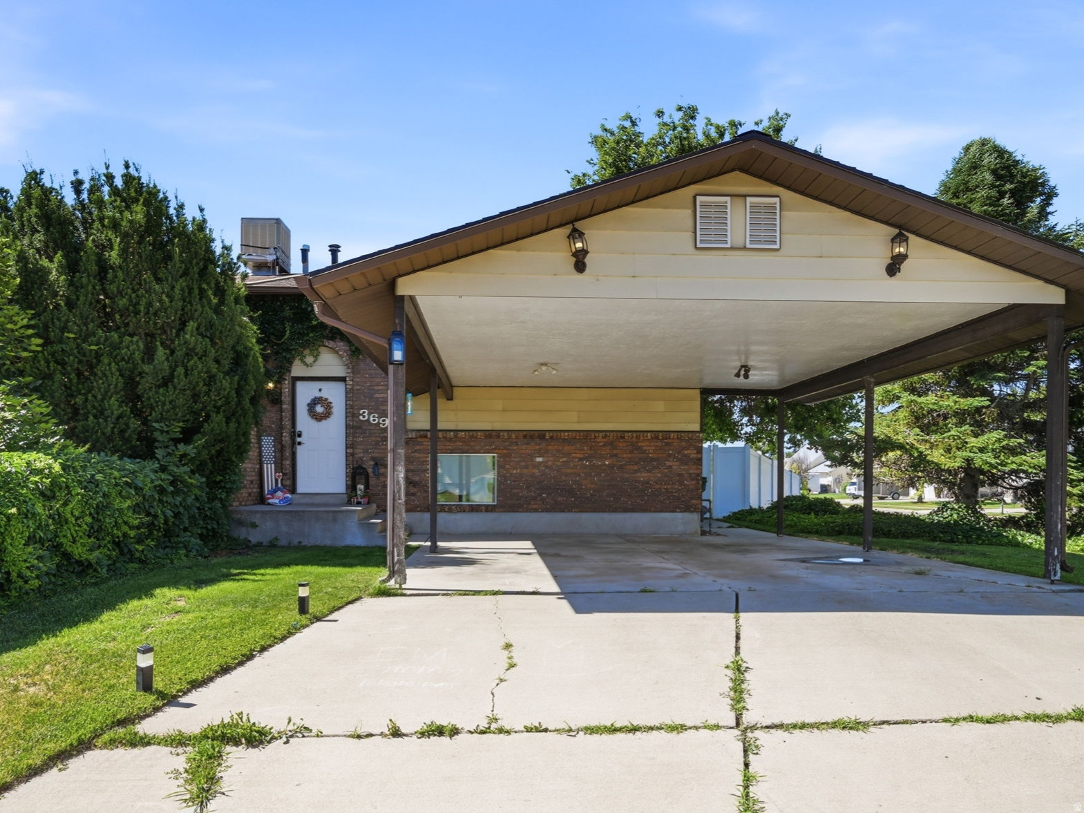 FOXGLEN - Residential
