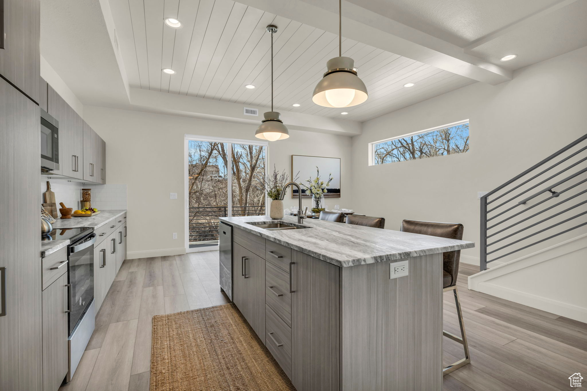 BURCH CREEK - Residential
