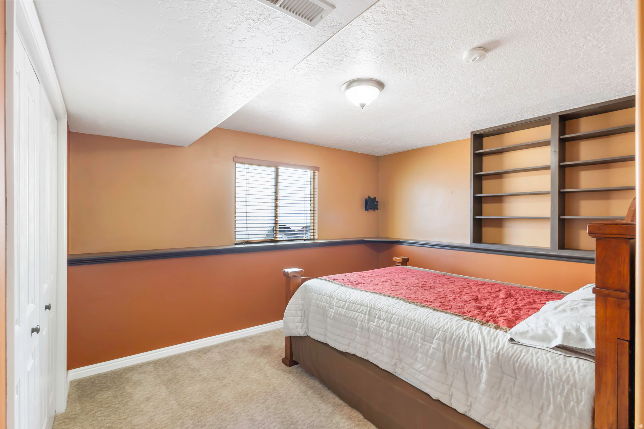REGAL COUNTERY STATE - Residential