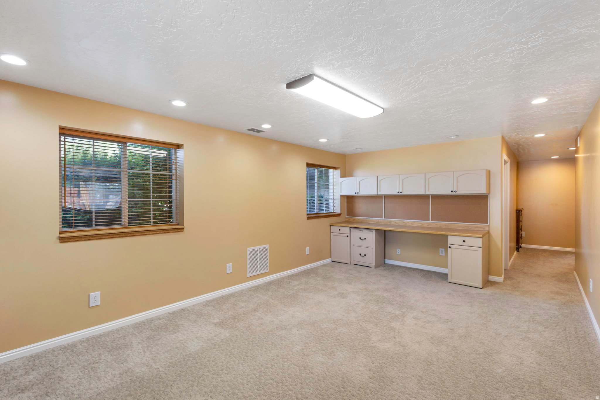 REGAL COUNTERY STATE - Residential