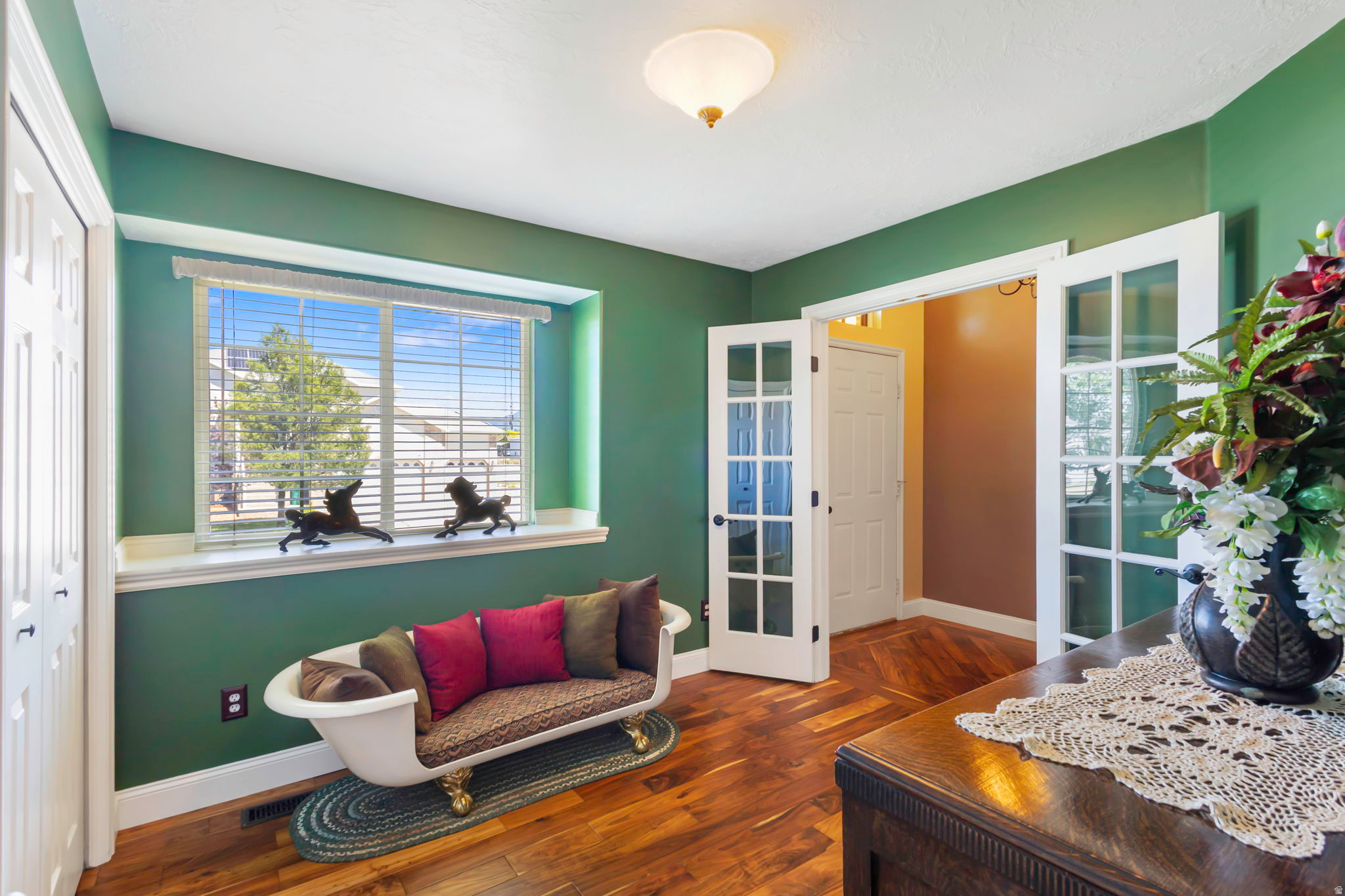 REGAL COUNTERY STATE - Residential
