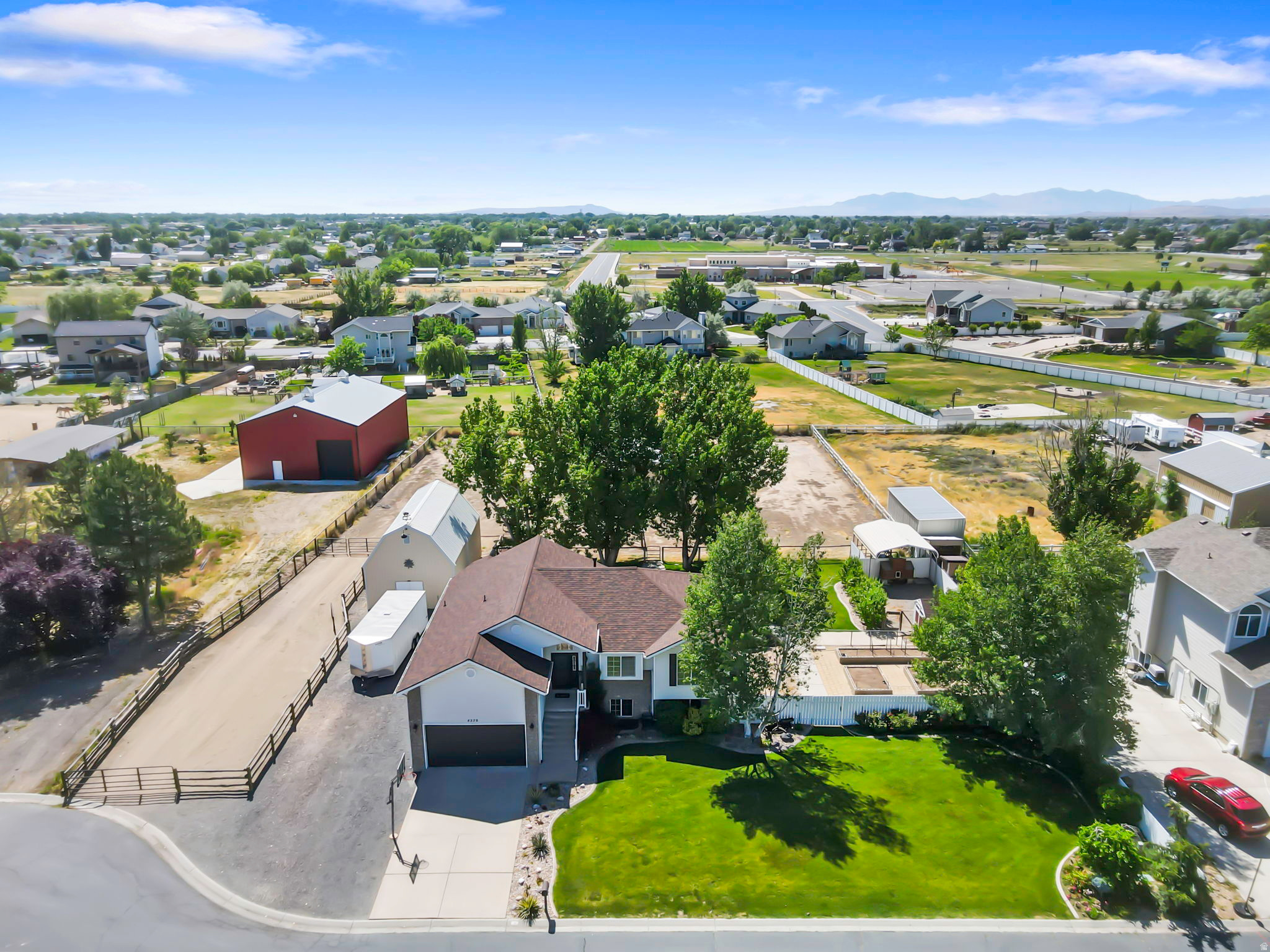 REGAL COUNTERY STATE - Residential