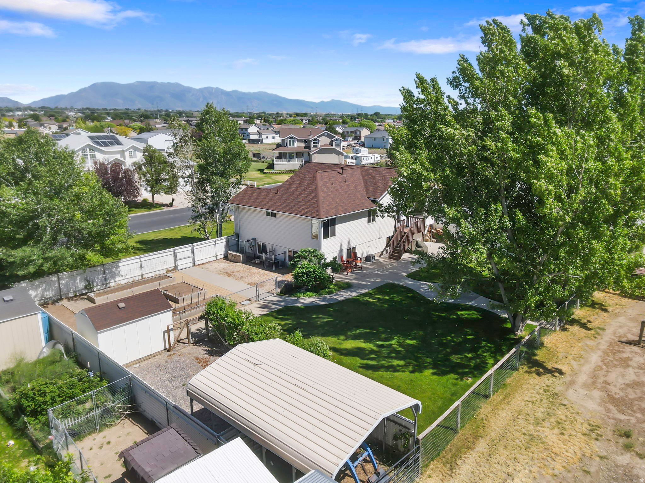 REGAL COUNTERY STATE - Residential