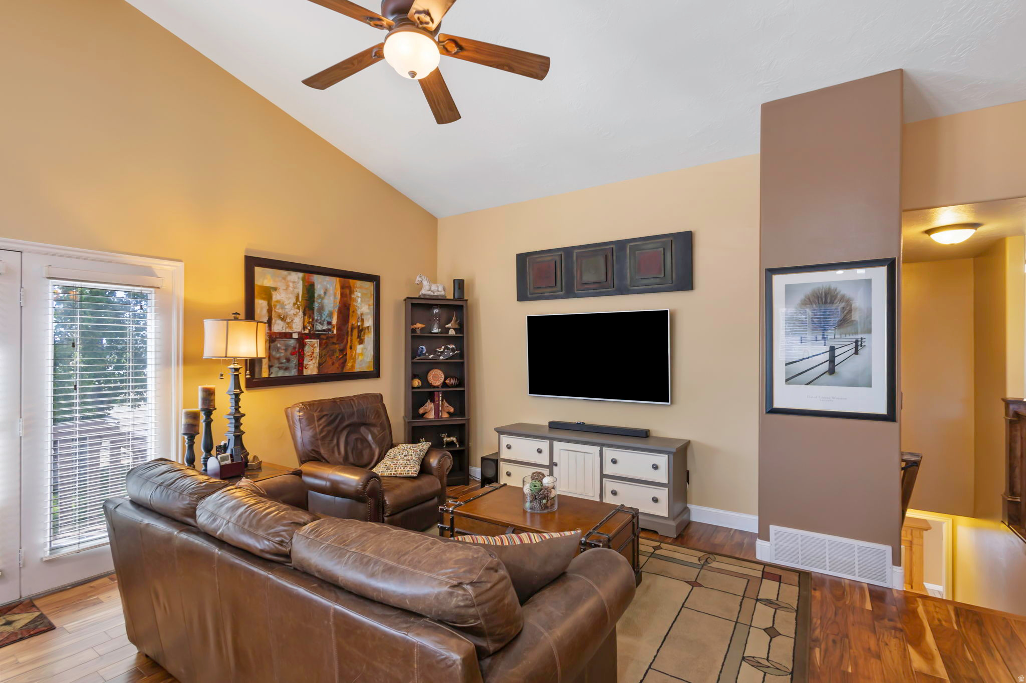REGAL COUNTERY STATE - Residential