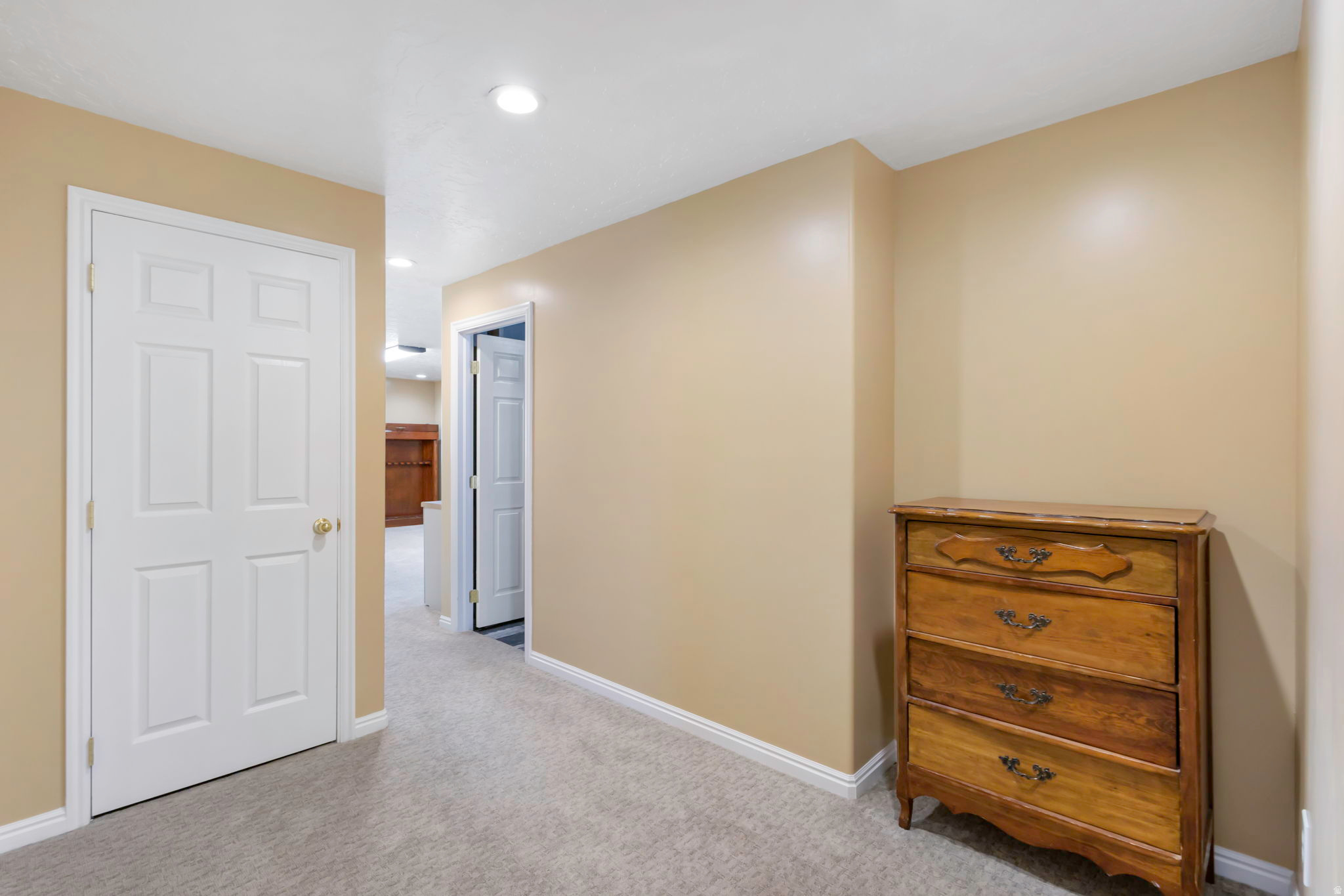 REGAL COUNTERY STATE - Residential