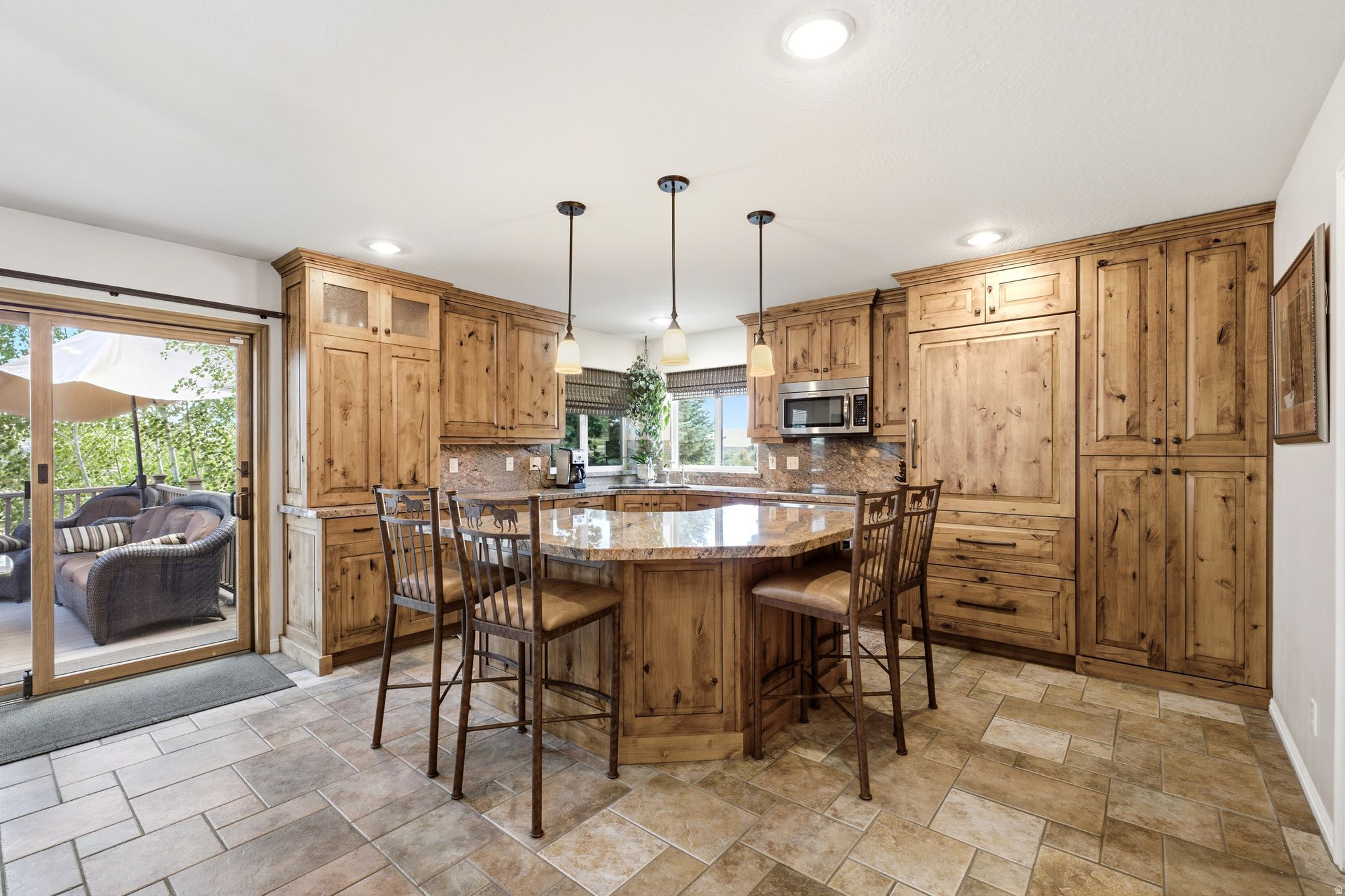HIGHLAND ESTATES - Residential