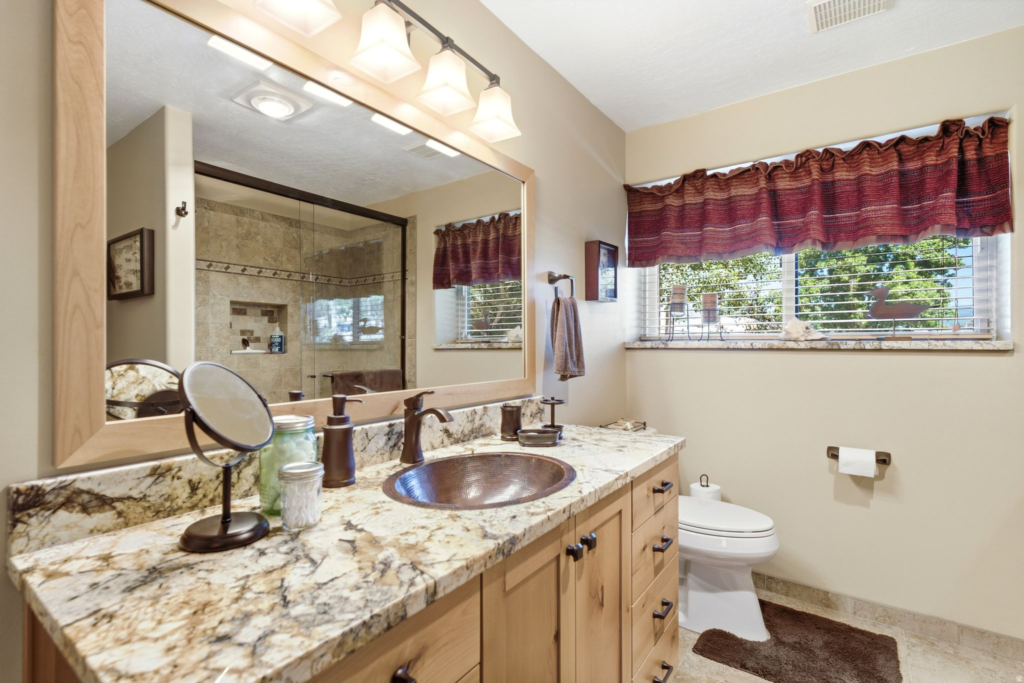 HIGHLAND ESTATES - Residential
