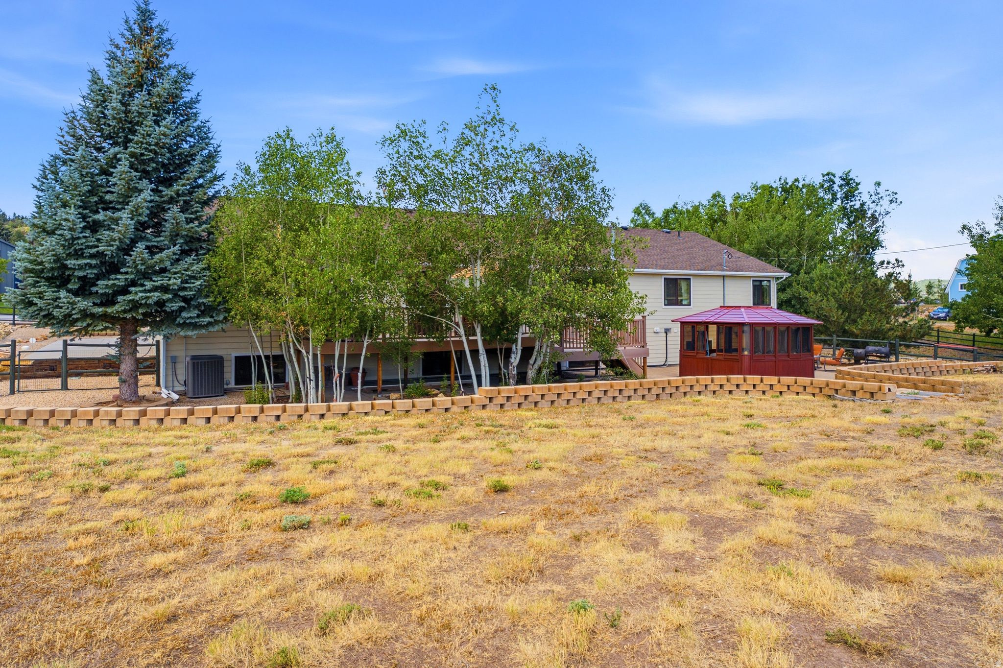 HIGHLAND ESTATES - Residential