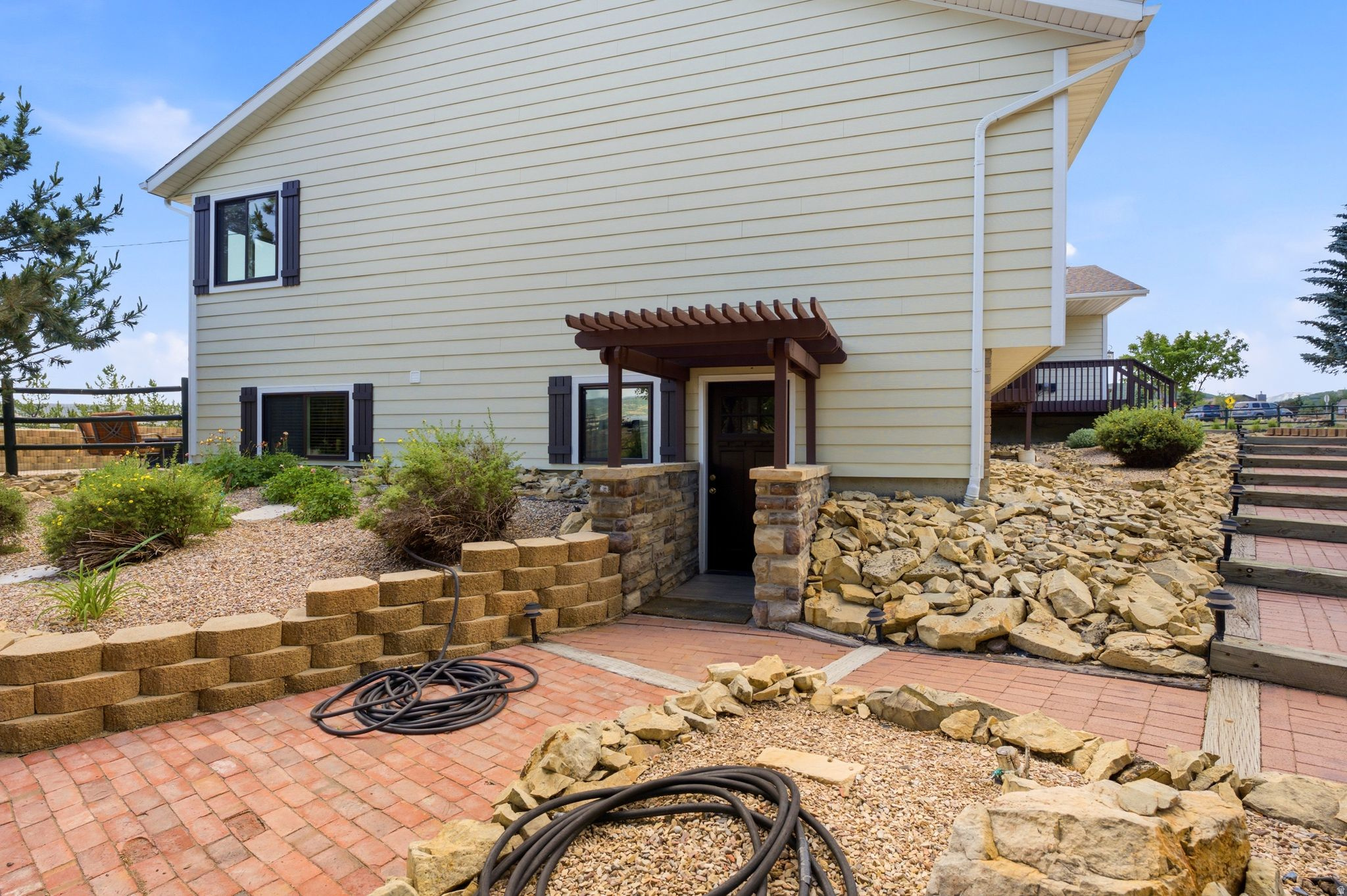 HIGHLAND ESTATES - Residential