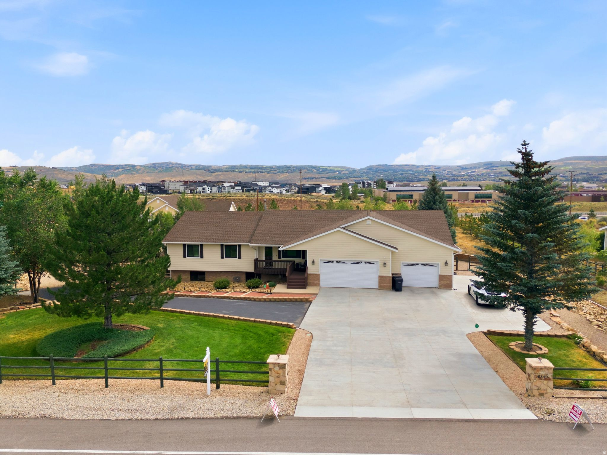 HIGHLAND ESTATES - Residential