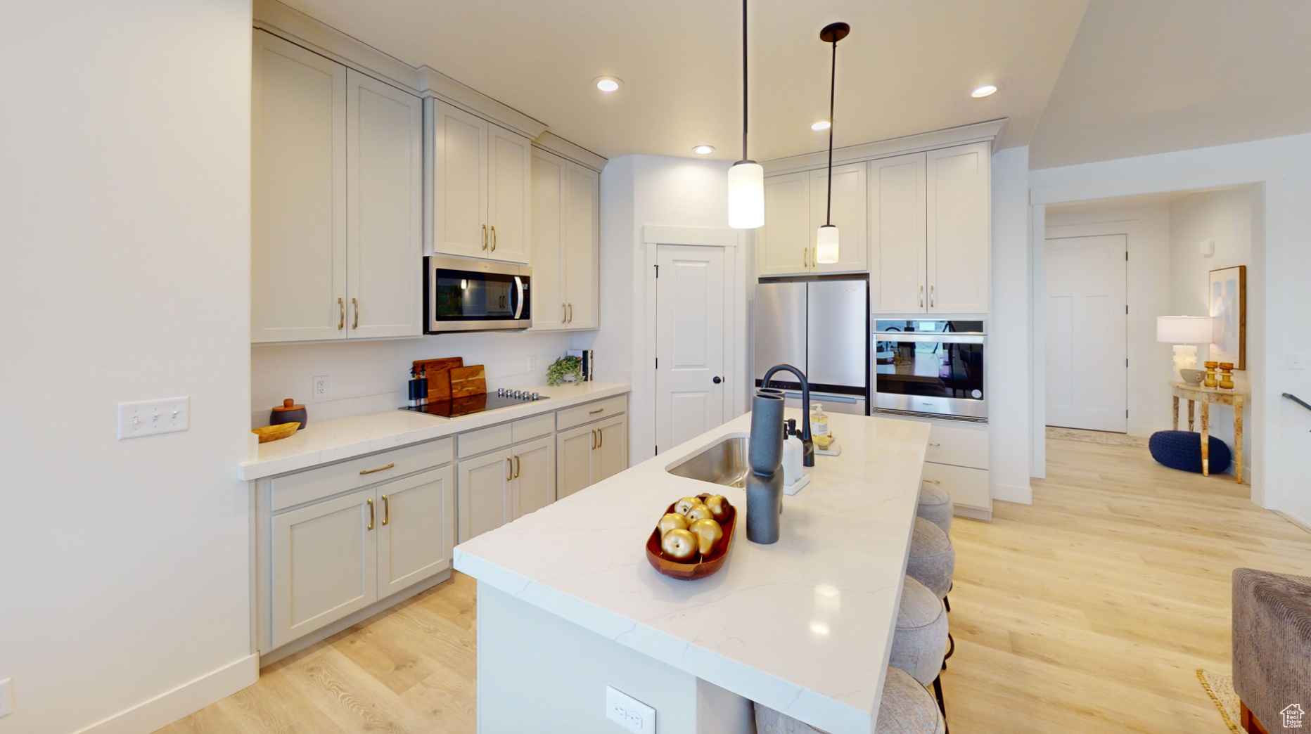 GARRETT'S PLACE - Residential