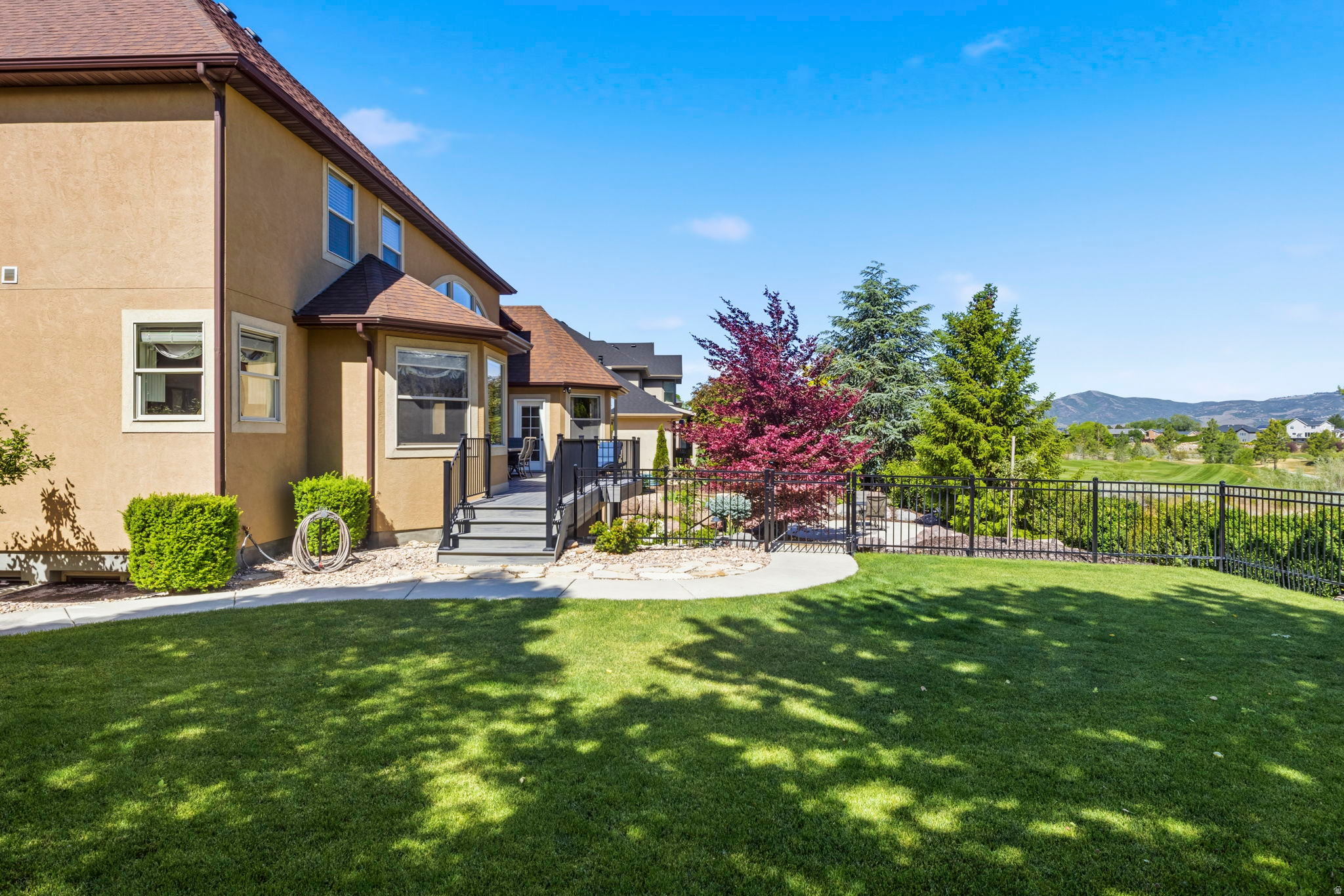 GREENS AT THE HIGHLANDS - Residential