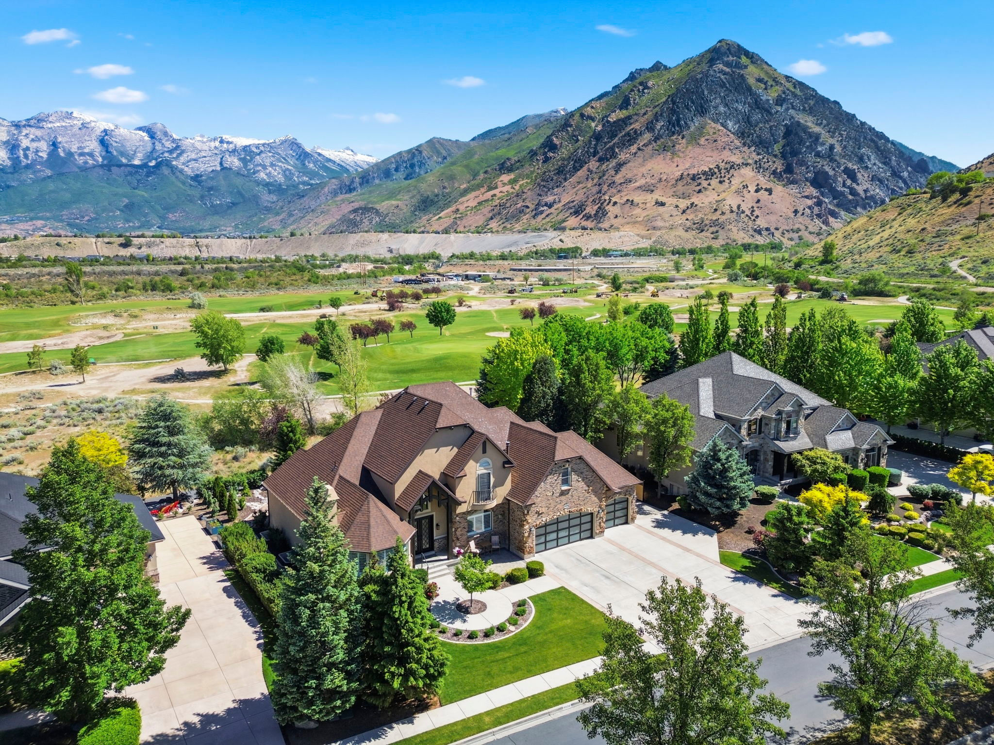 GREENS AT THE HIGHLANDS - Residential