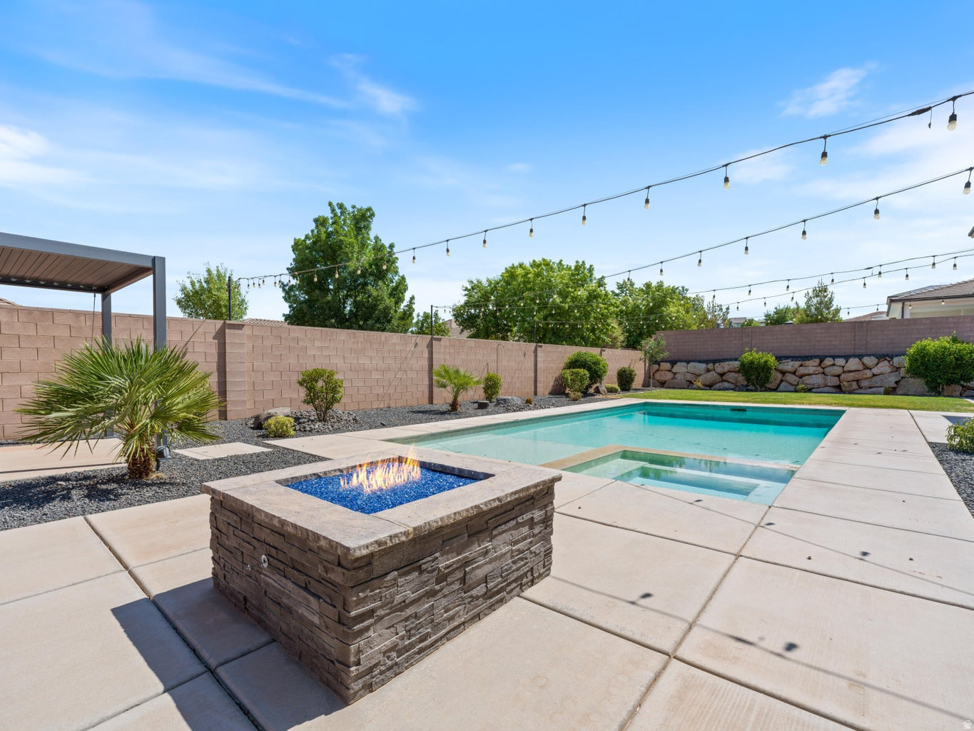 SHOOTING STAR PH 1 - Residential