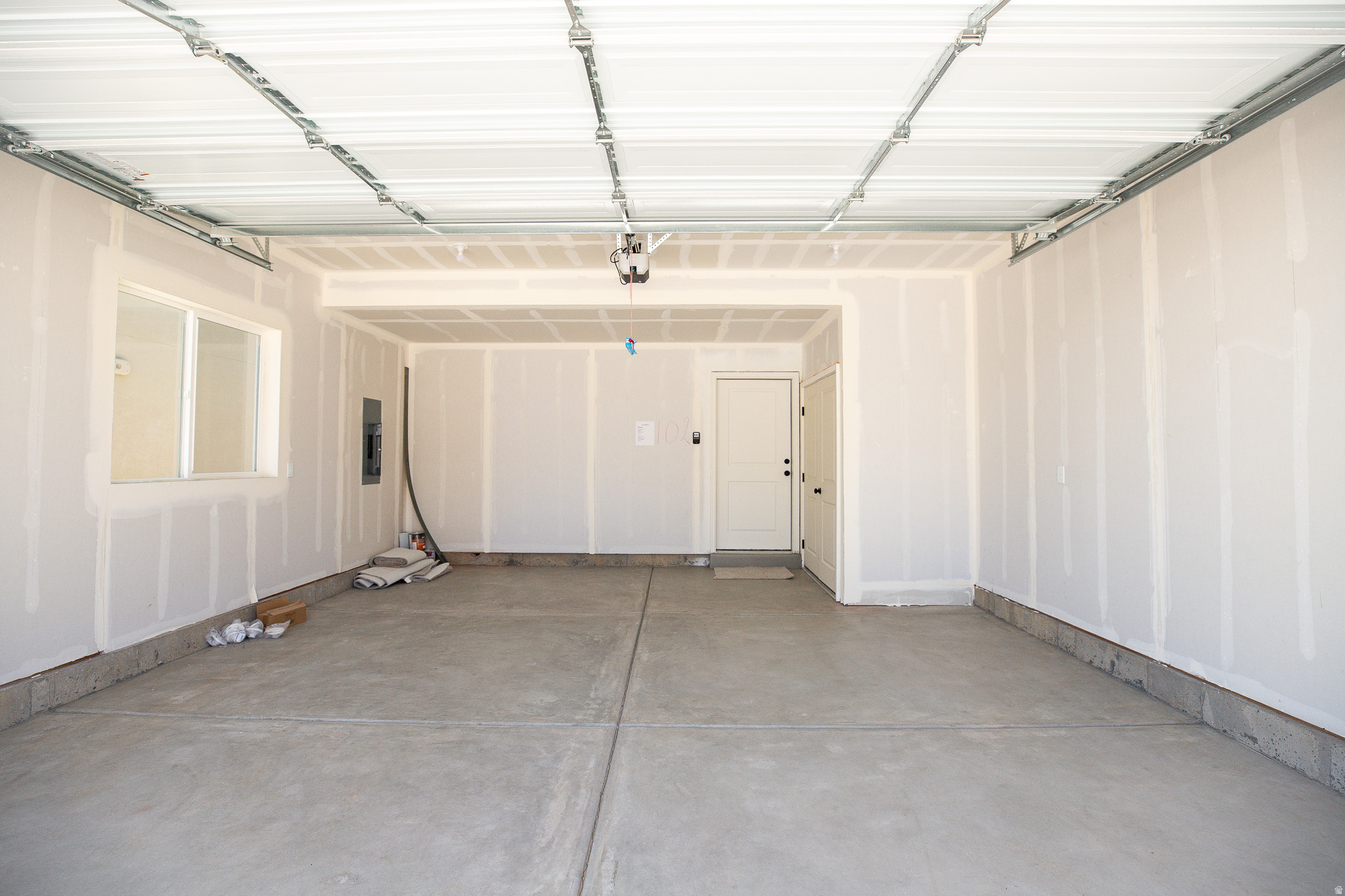 LOMOND HEIGHTS - Residential