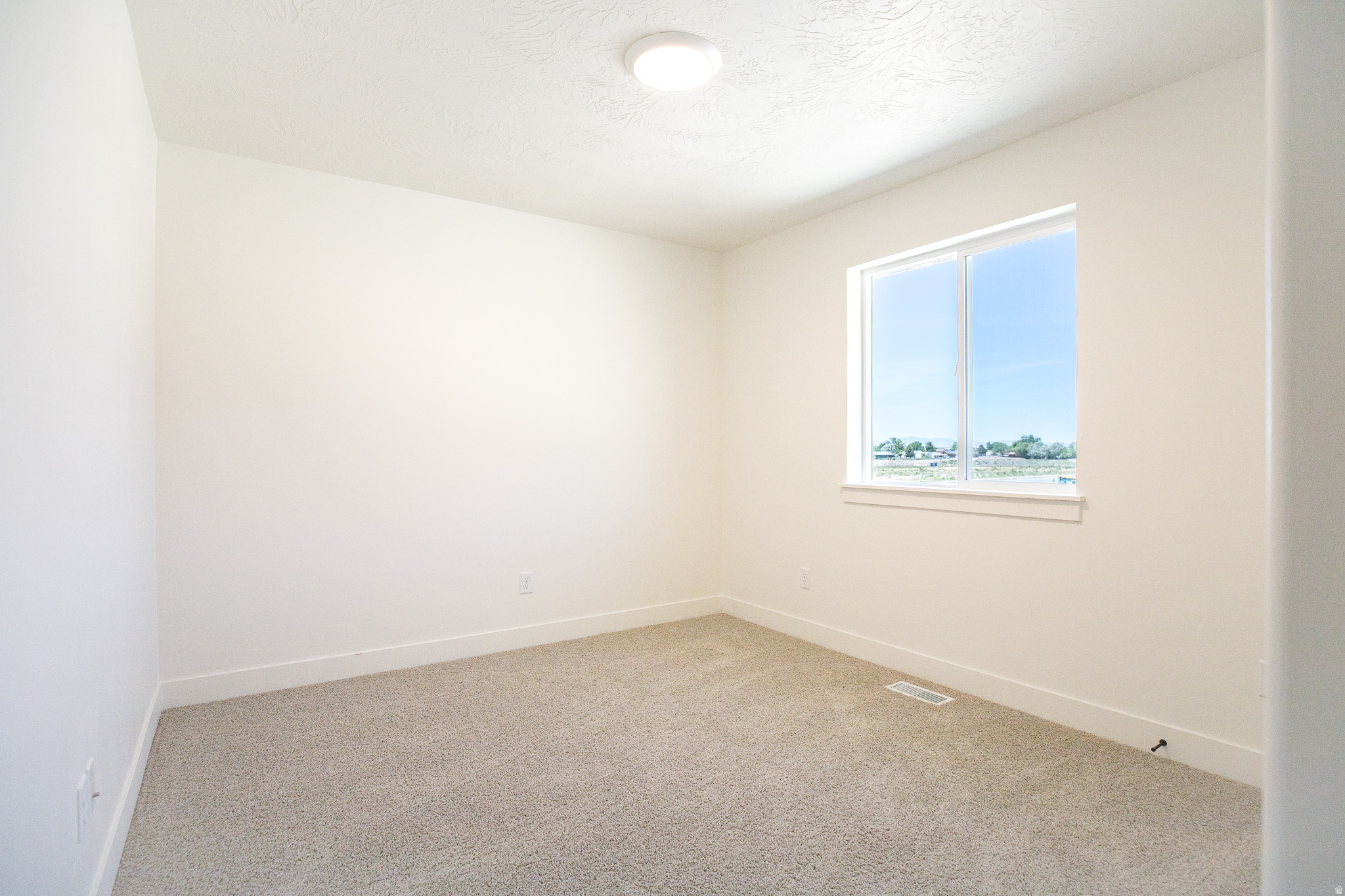 LOMOND HEIGHTS - Residential