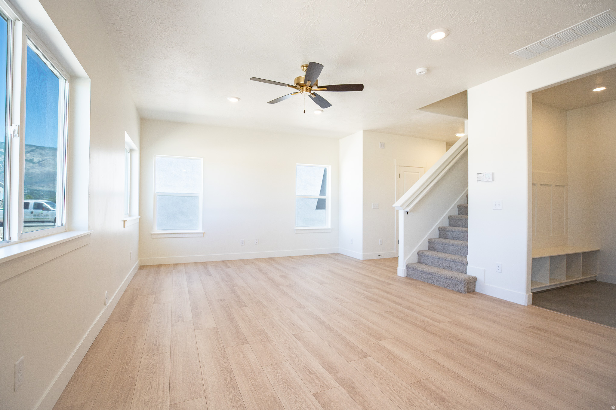LOMOND HEIGHTS - Residential