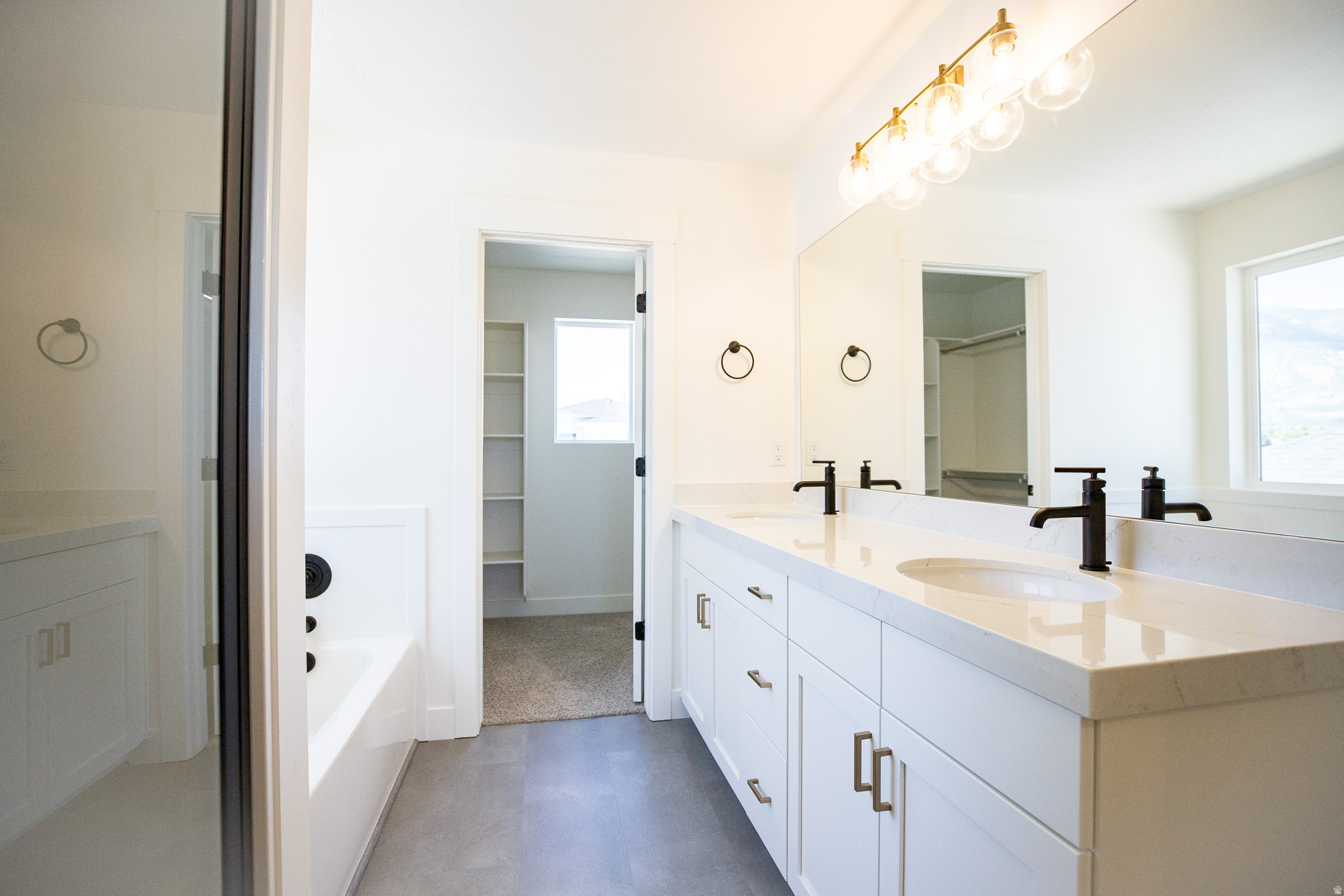 LOMOND HEIGHTS - Residential