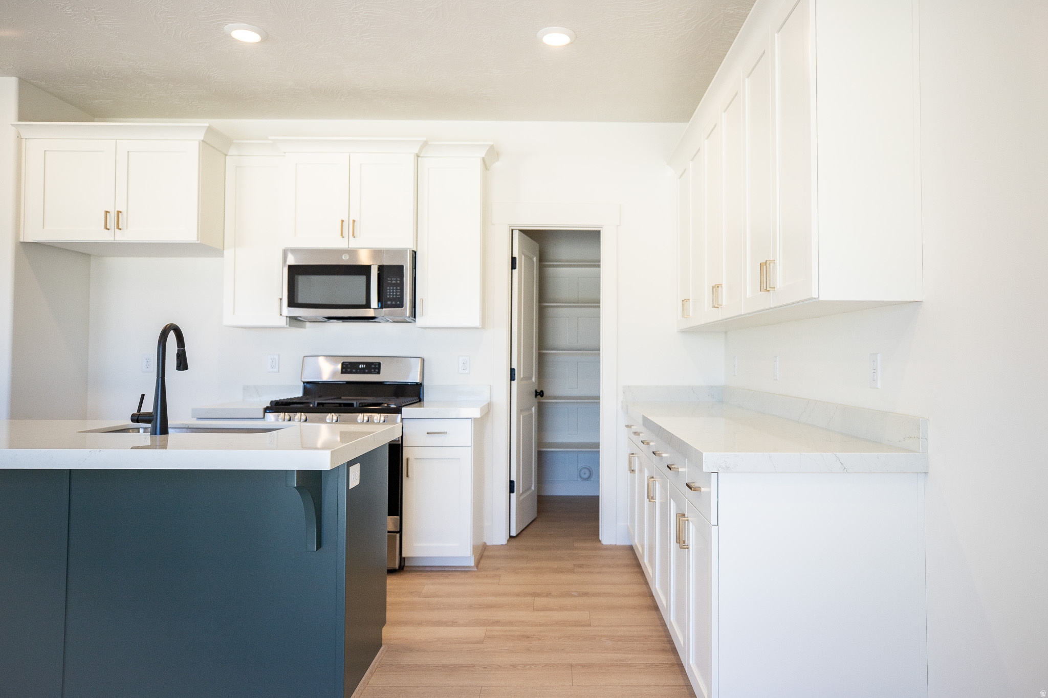 LOMOND HEIGHTS - Residential