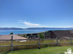 HARBOR VILLAGE - Residential