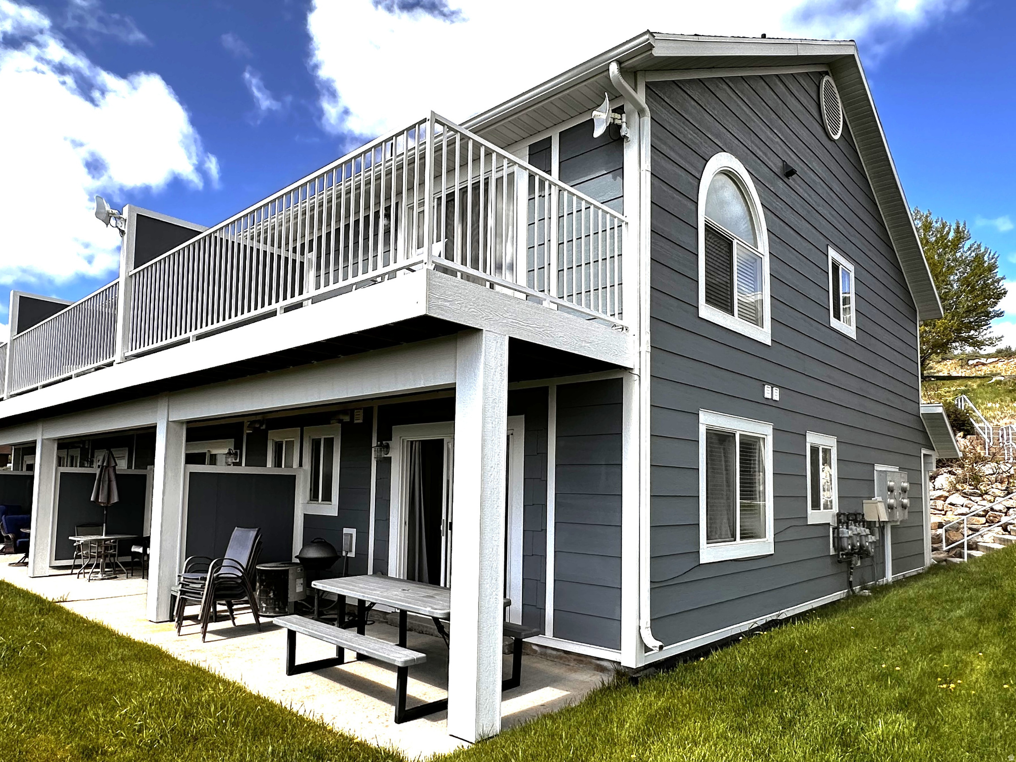 HARBOR VILLAGE - Residential