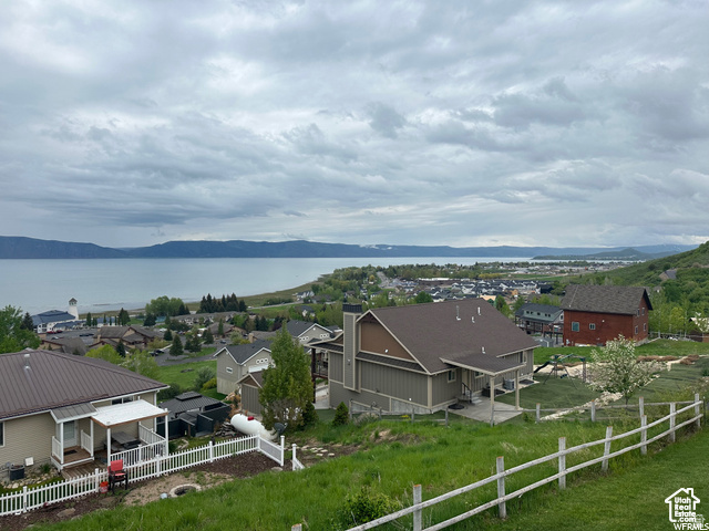 HARBOR VILLAGE - Residential