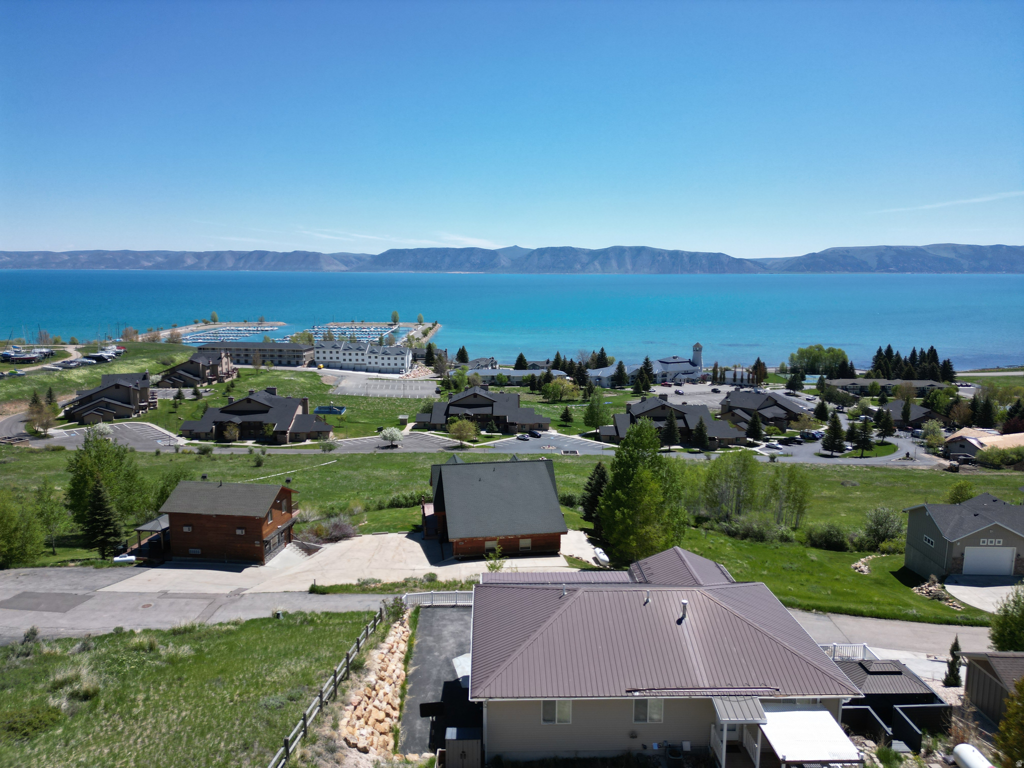 HARBOR VILLAGE - Residential