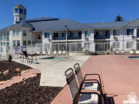 HARBOR VILLAGE - Residential