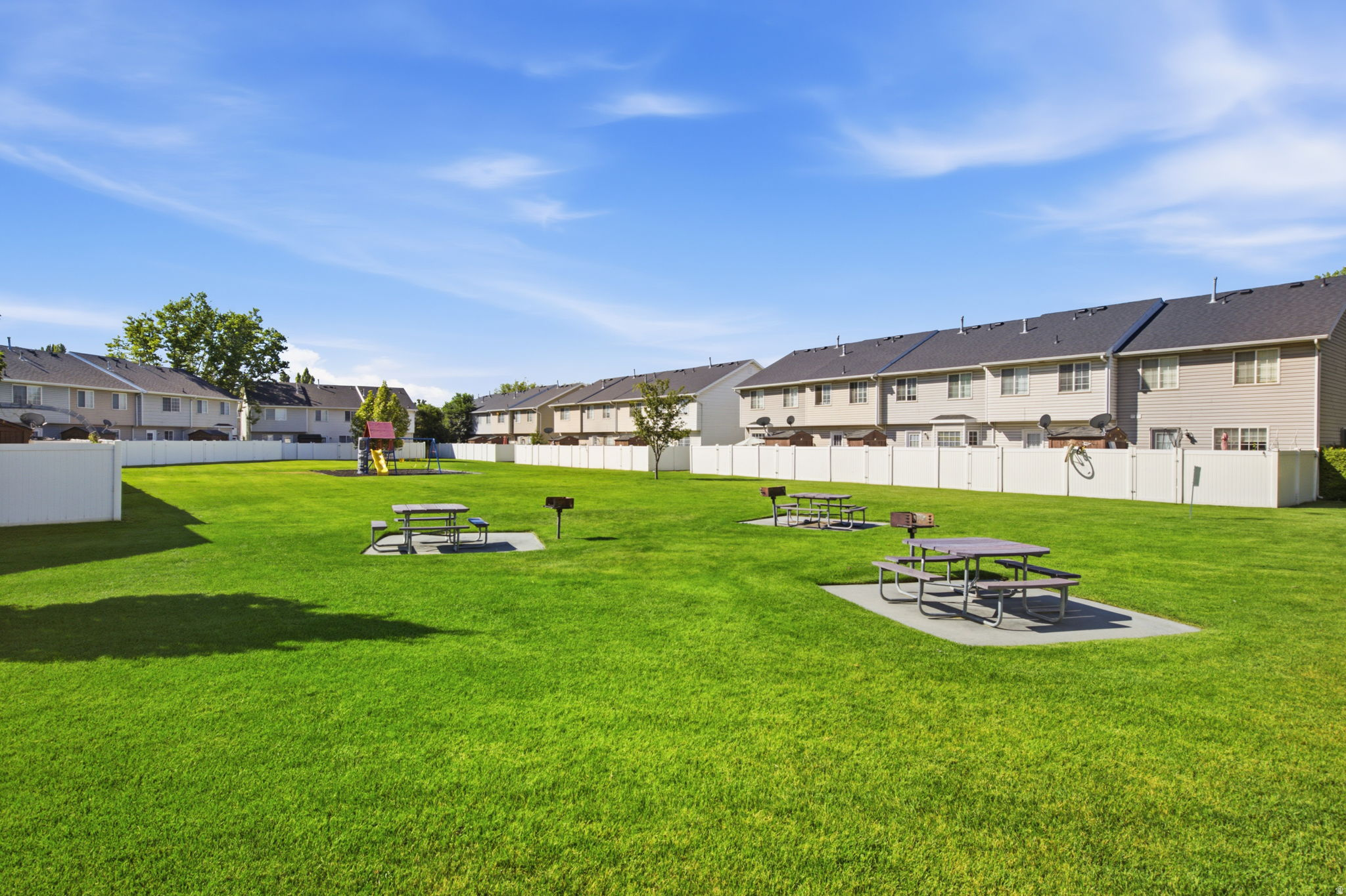 EASTGATE - Residential