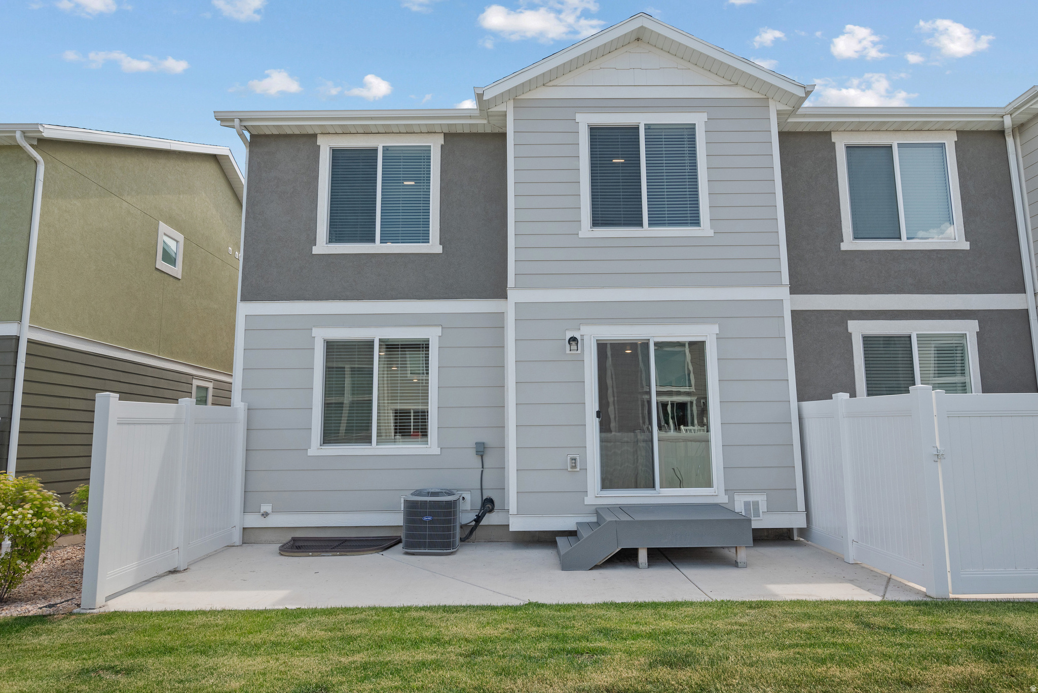 SPRING RANCH - Residential