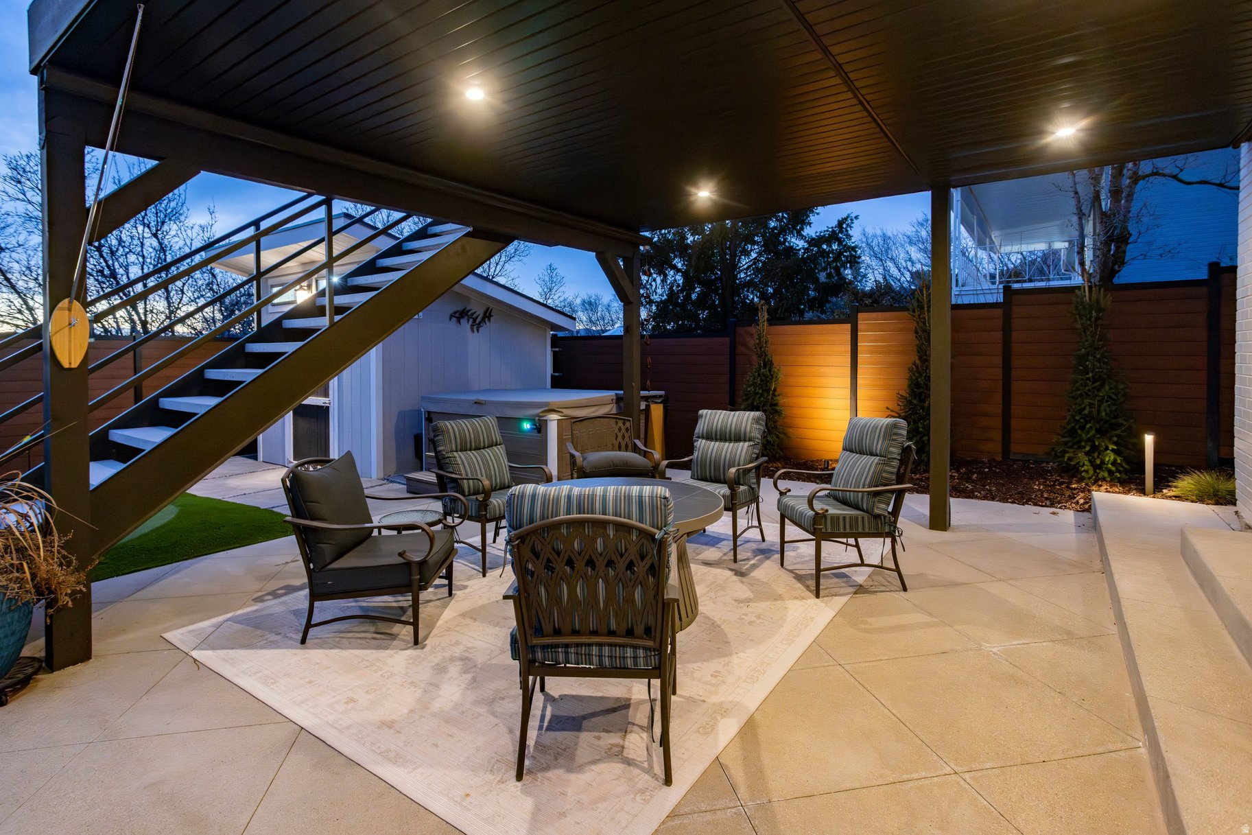 OAK HILLS PLAT D - Residential