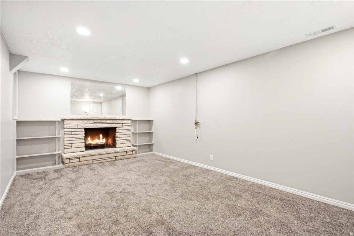 CANYON CREST - Residential