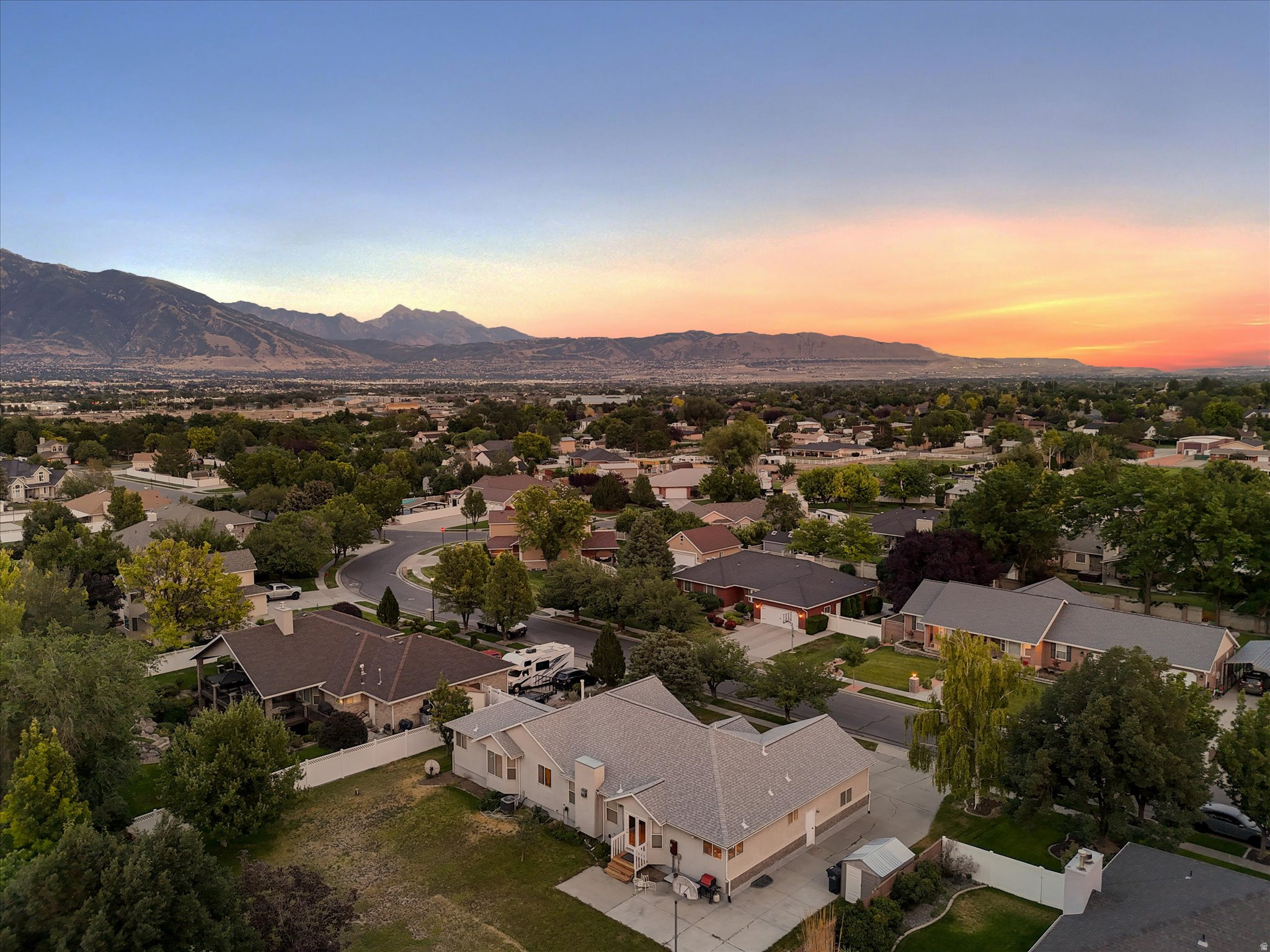 CANTERWOOD PARK - Residential