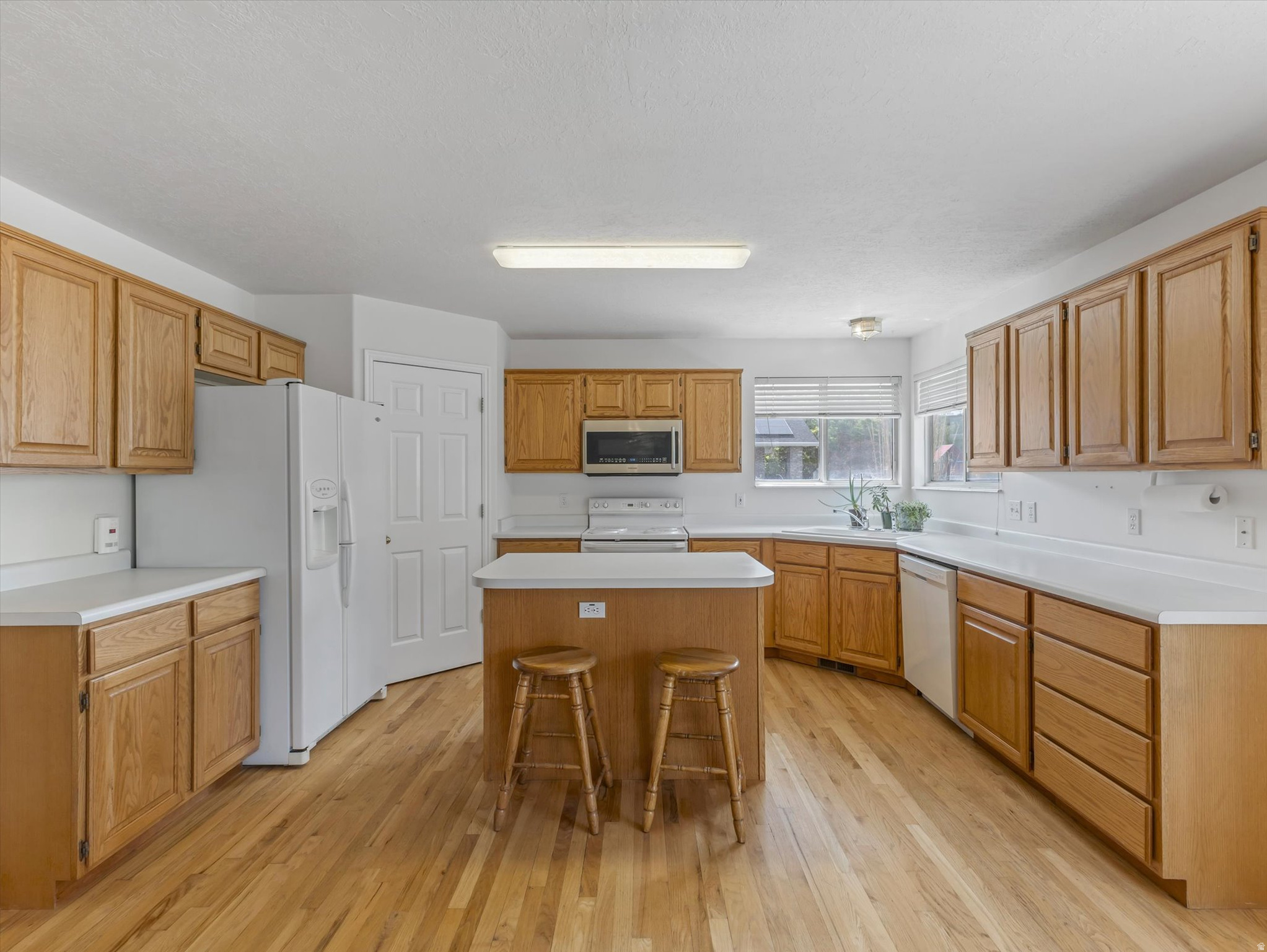CANTERWOOD PARK - Residential