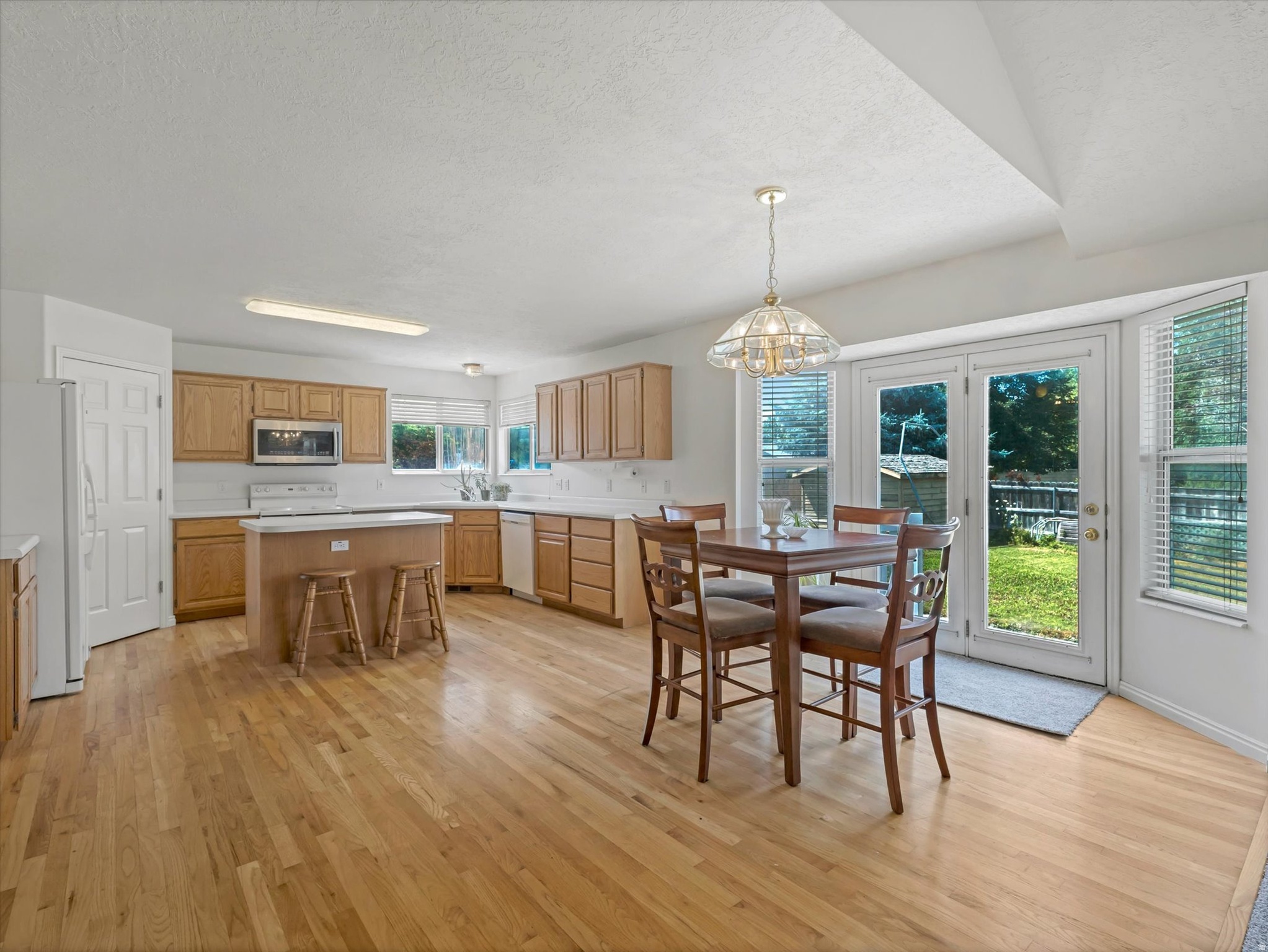 CANTERWOOD PARK - Residential