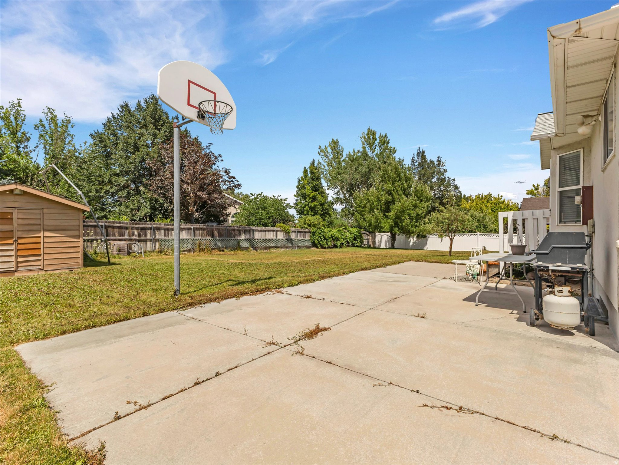CANTERWOOD PARK - Residential