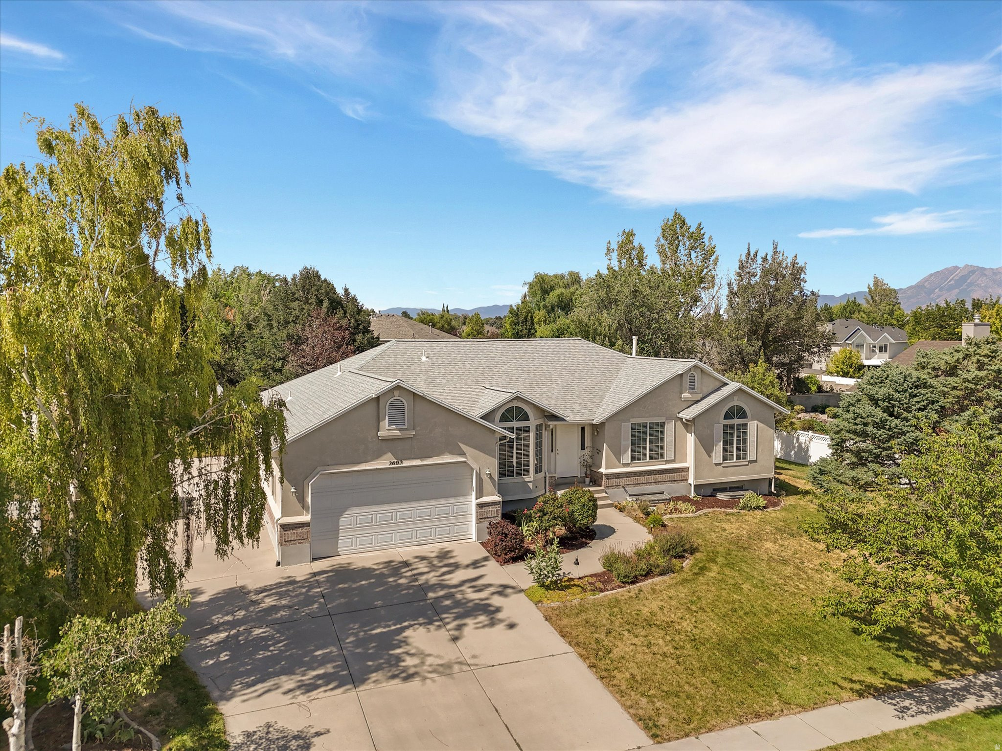 CANTERWOOD PARK - Residential