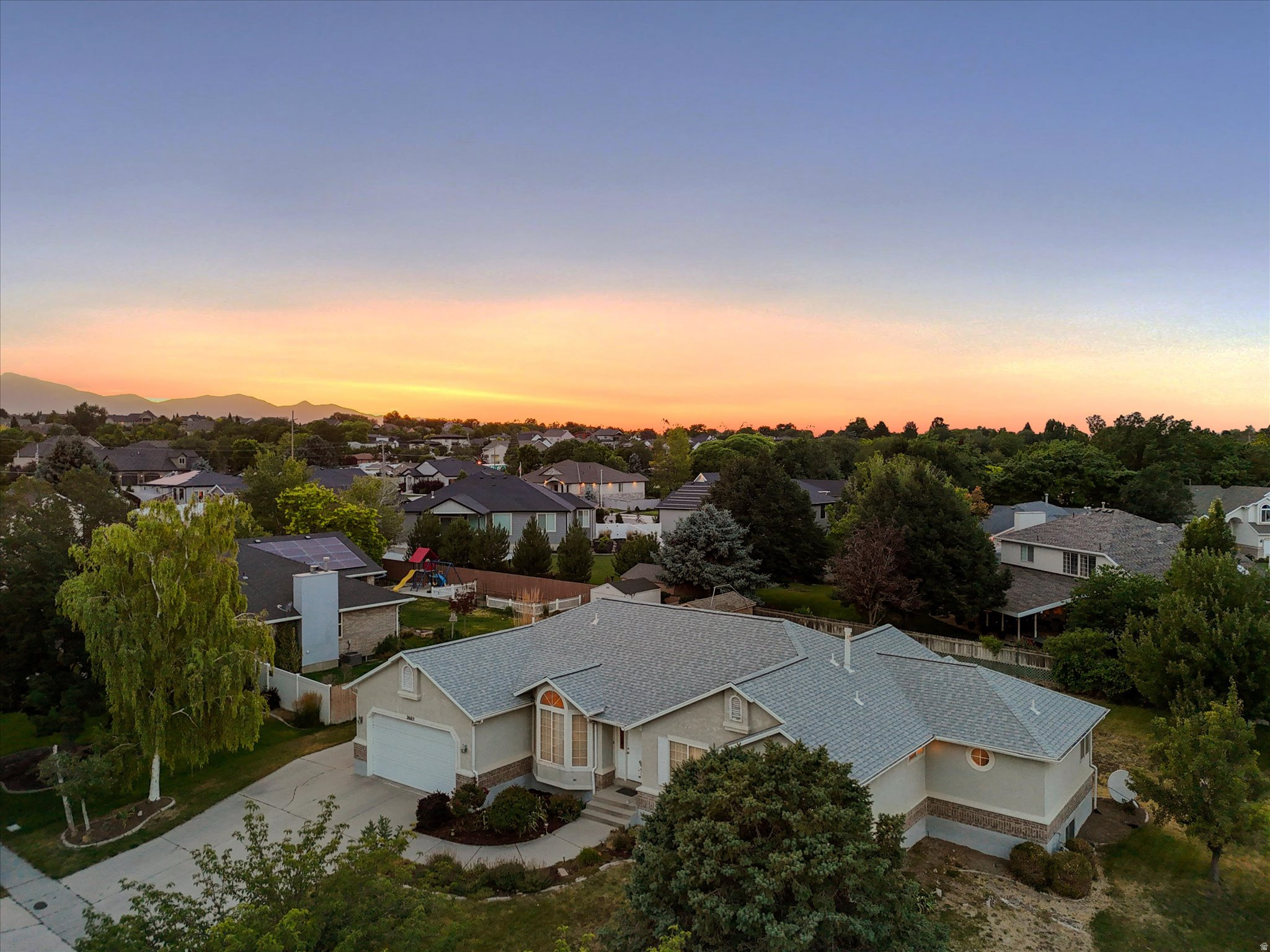 CANTERWOOD PARK - Residential