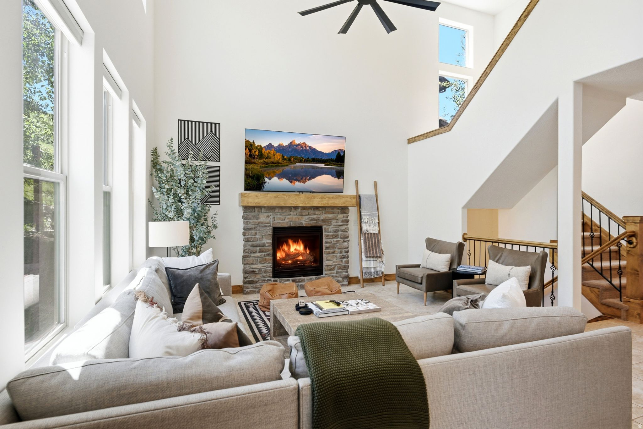 THE RETREAT AT JORDA - Residential