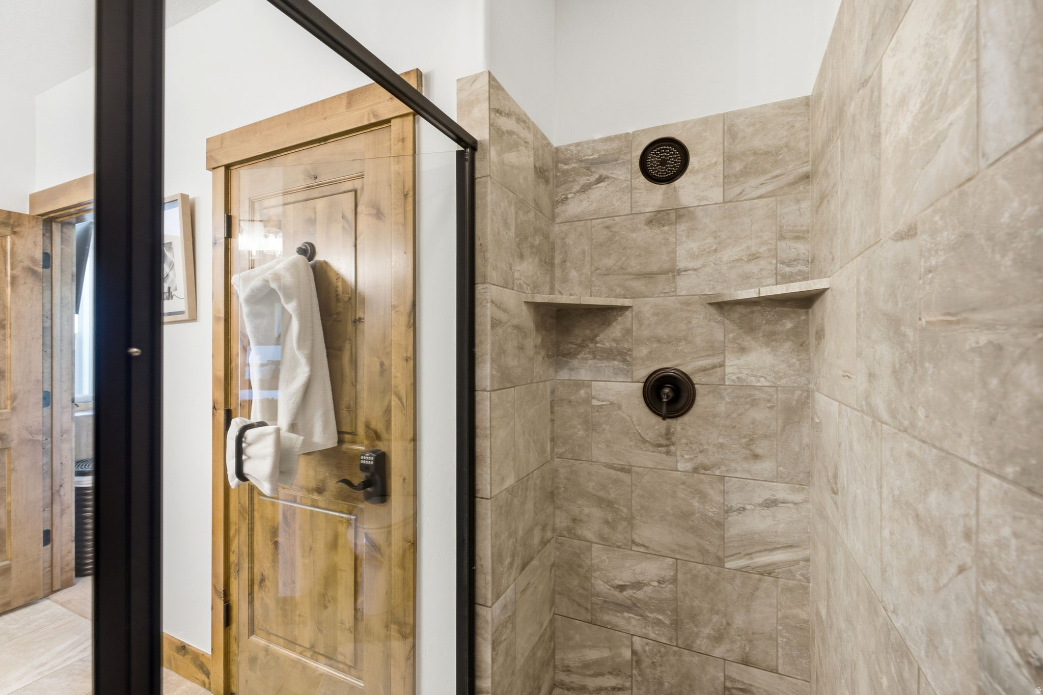THE RETREAT AT JORDA - Residential