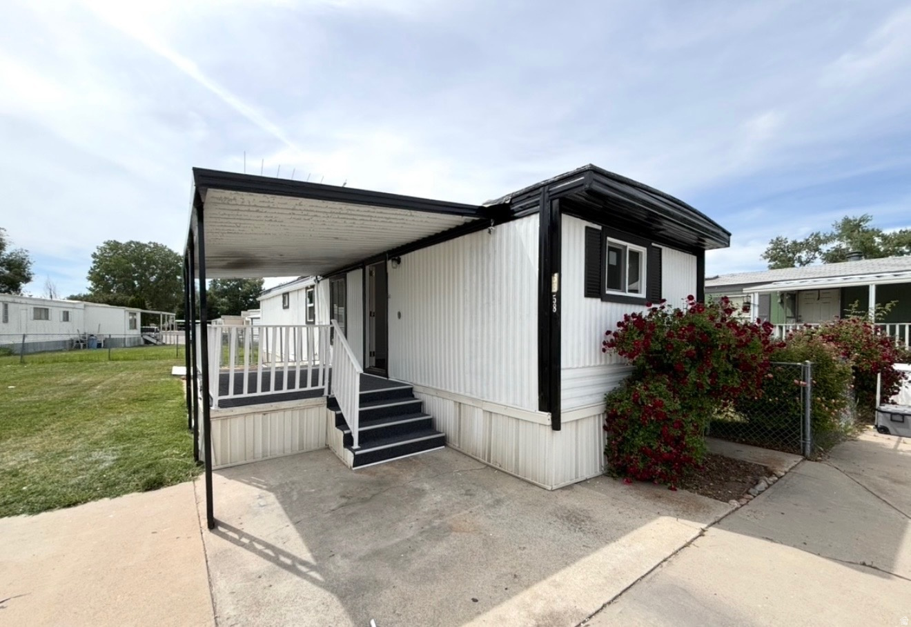 Welcome to Riverside Village! This well-maintained 1971 mobile home offers 2 bedrooms, 2 bathrooms, and 660 sq ft of comfortable living space. Enjoy efficient year-round comfort with a newer mini-split air conditioning and heating system. The functional layout maximizes space while providing a cozy and inviting atmosphere. Conveniently located within the Riverside Village community, close to shopping, dining, and everyday amenities. Affordable living with great potential for owner-occupants or investors alike!