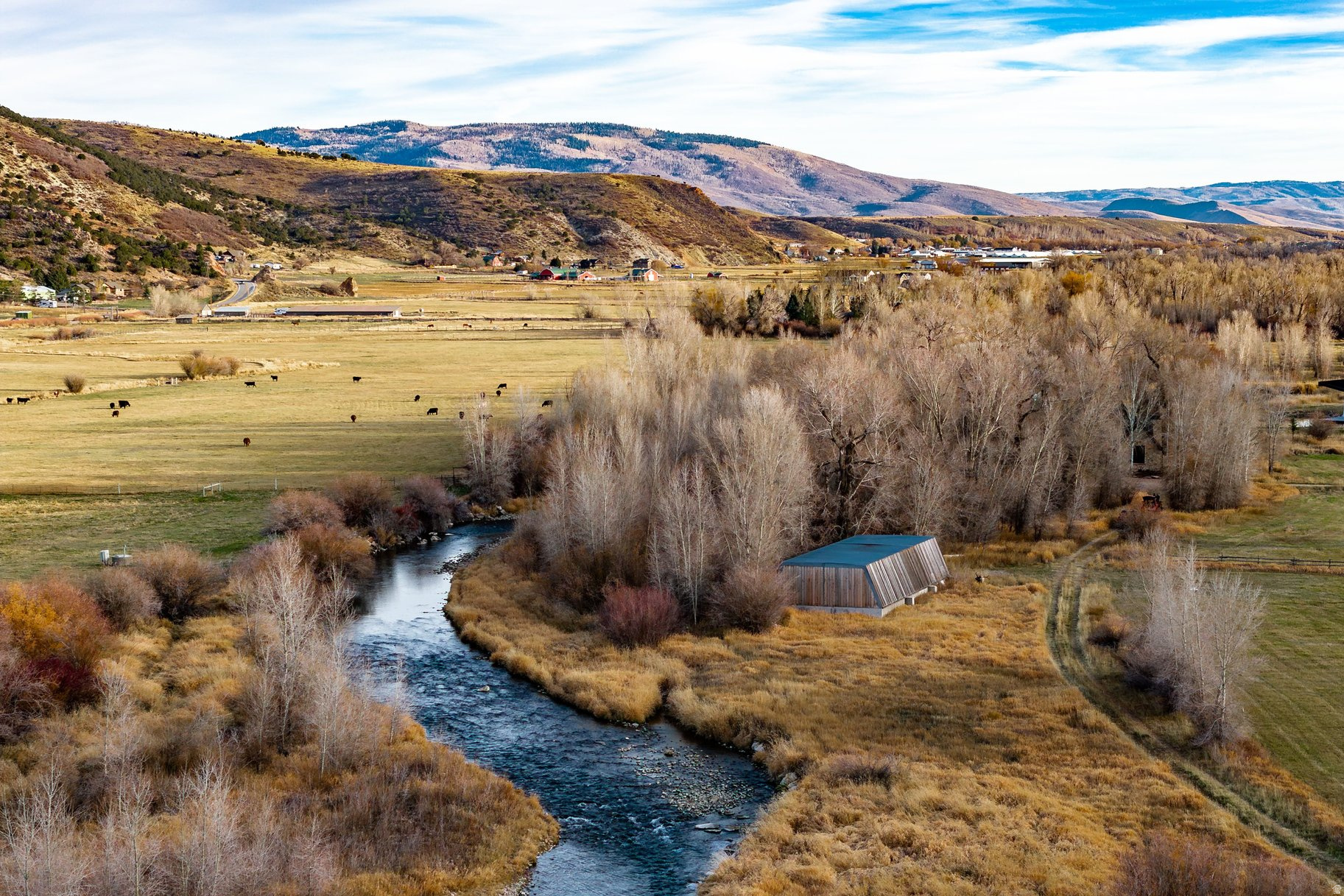 RIVER VALLEY RANCHES - Land