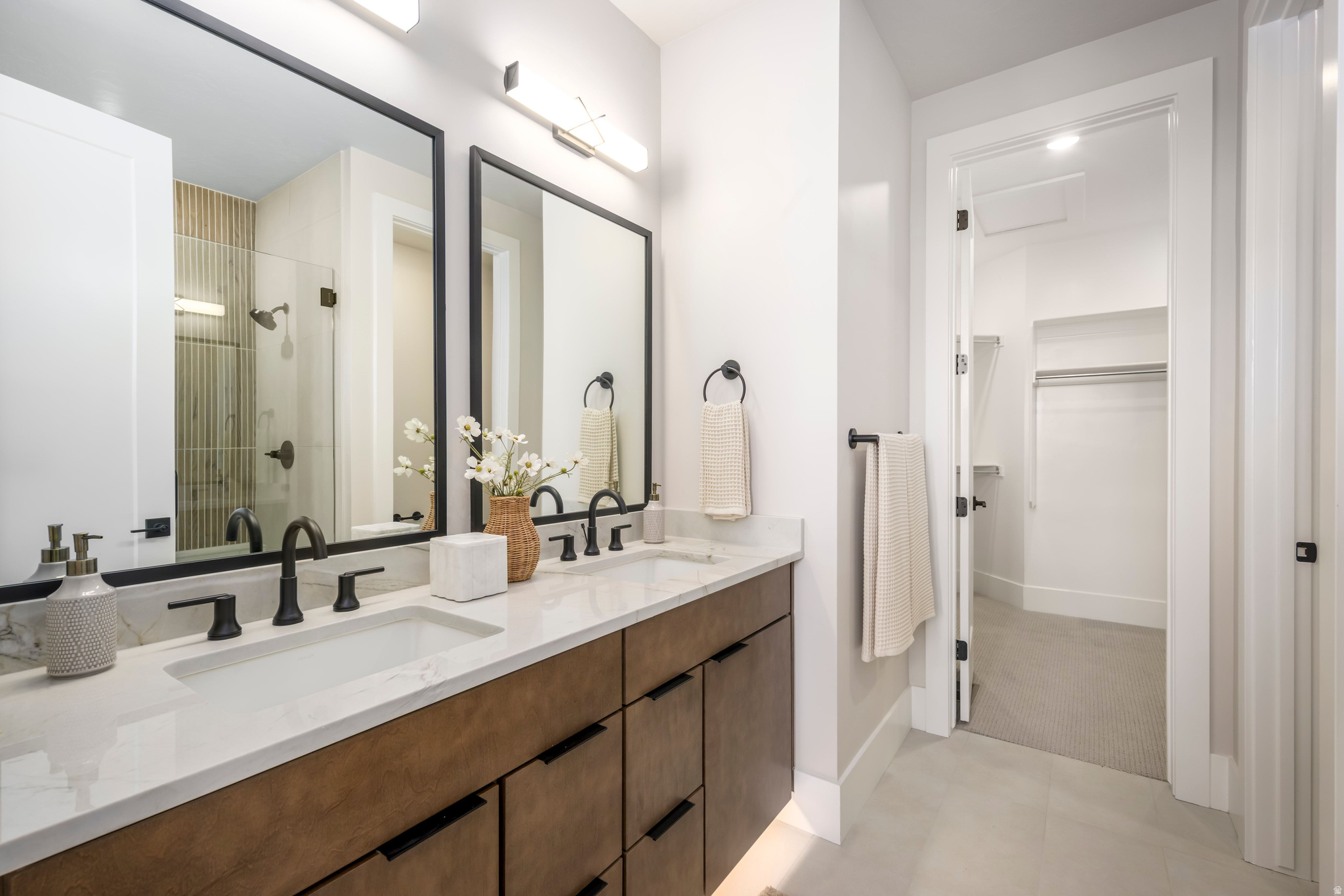 ASPIRE AT HOLLADAY HILLS - Residential