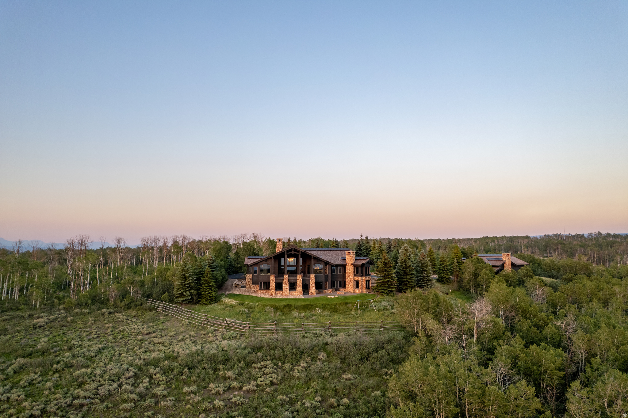 WOLF CREEK - Residential