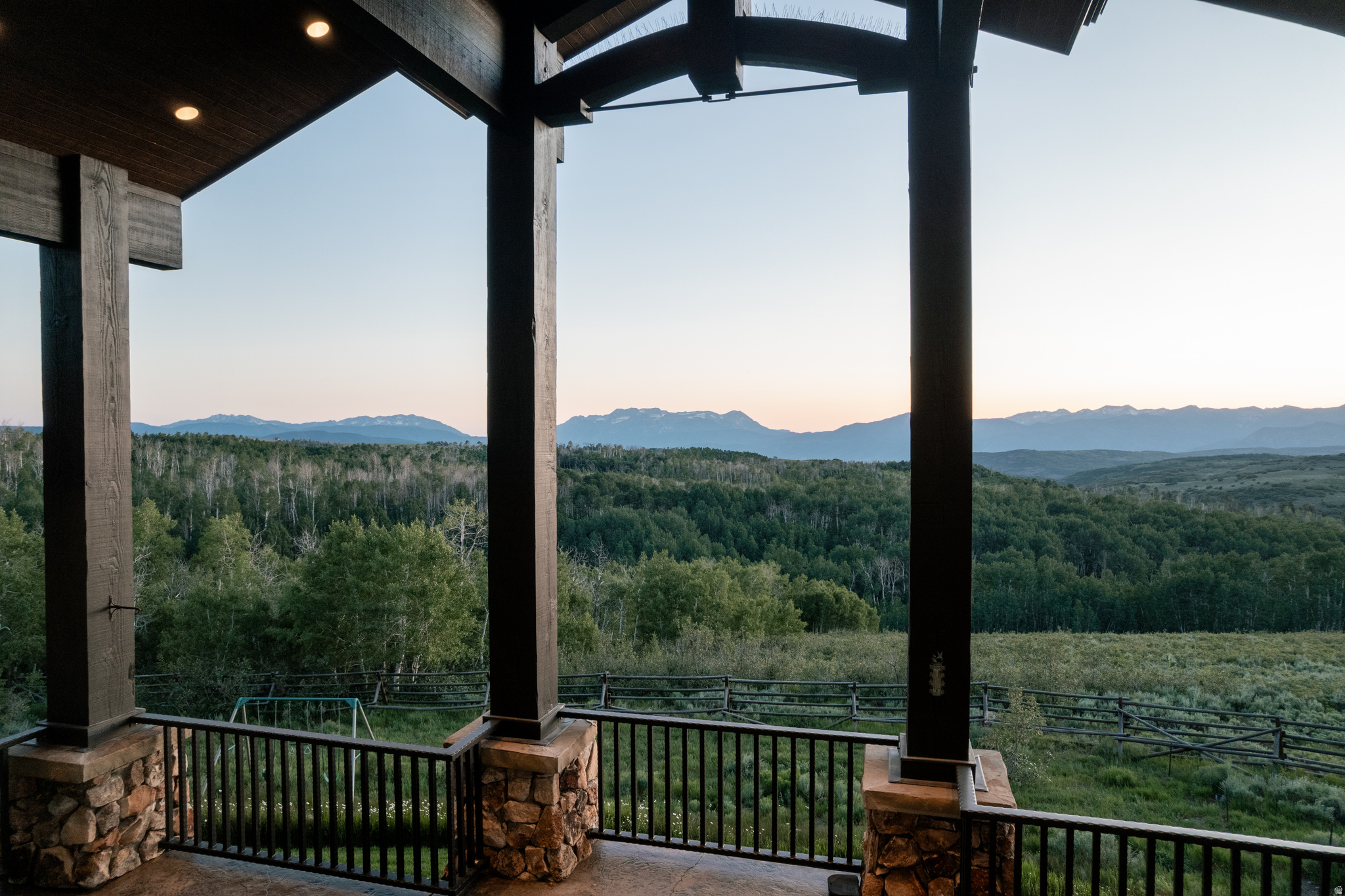 WOLF CREEK - Residential