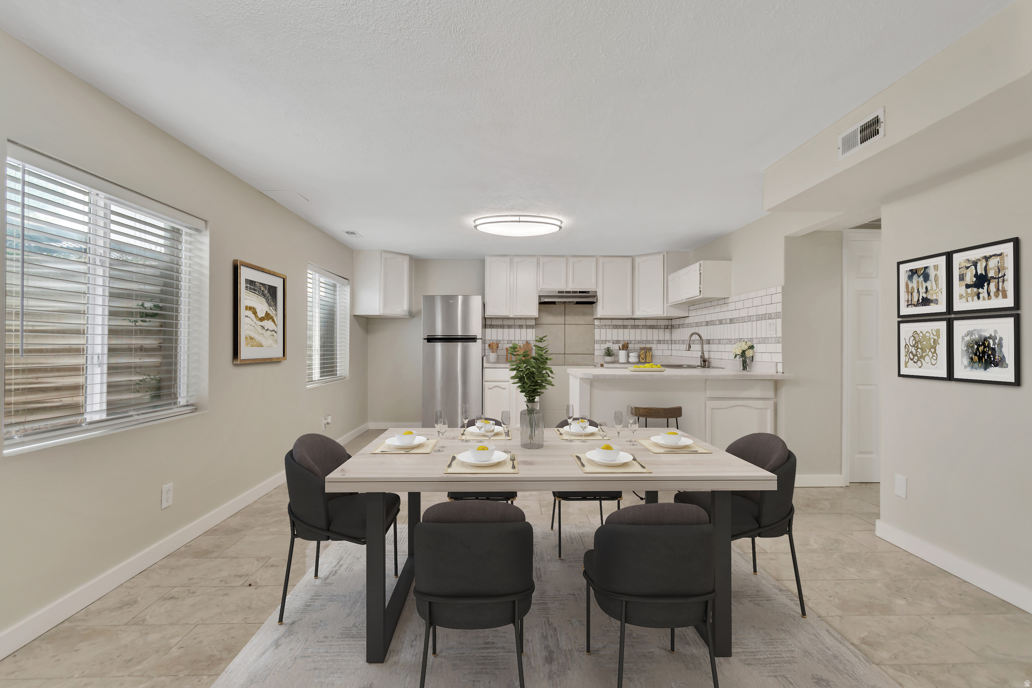 WHISPERING WILLOW - Residential