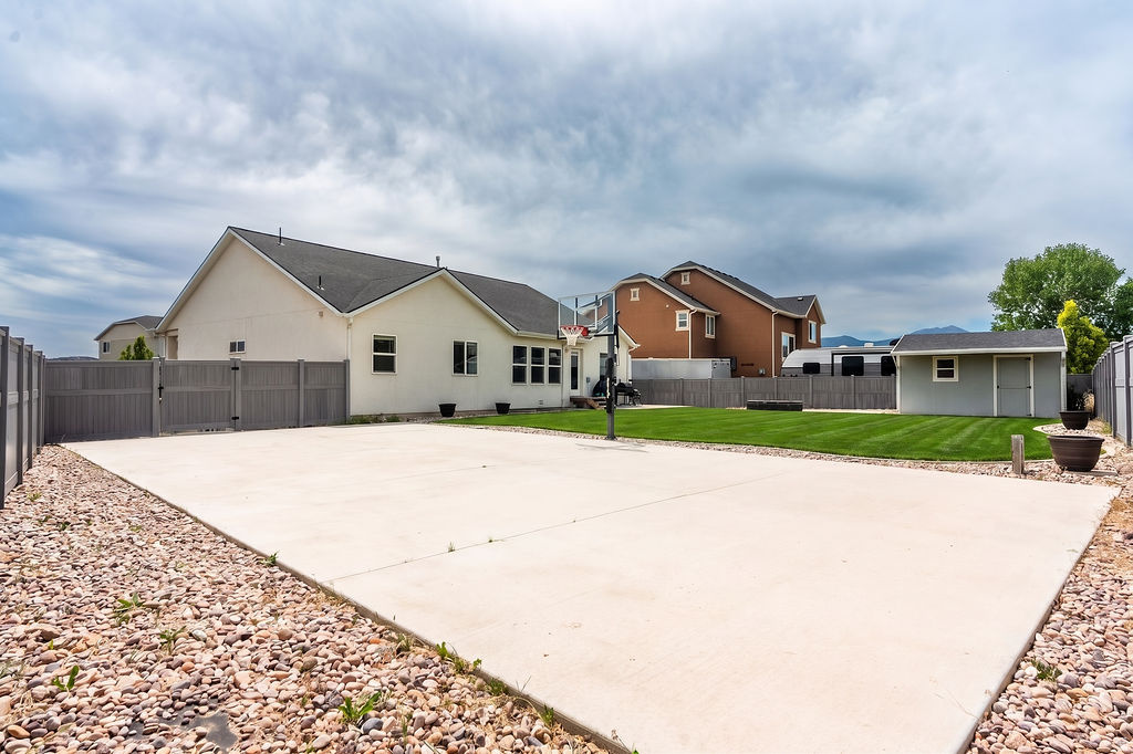SOUTHMOOR - Residential