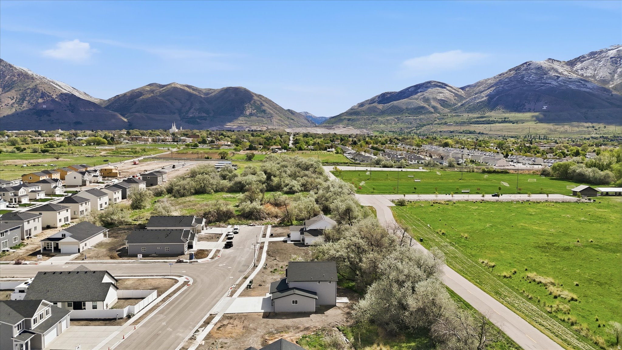SPRING CREEK - Residential